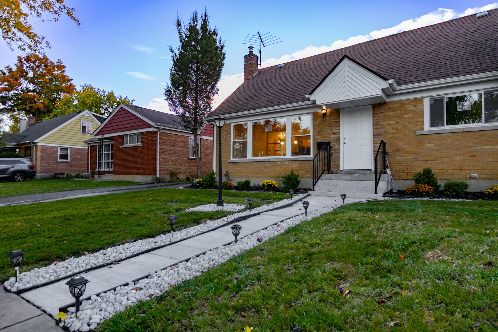 600 N Irving Avenue, Hillside, IL 60162