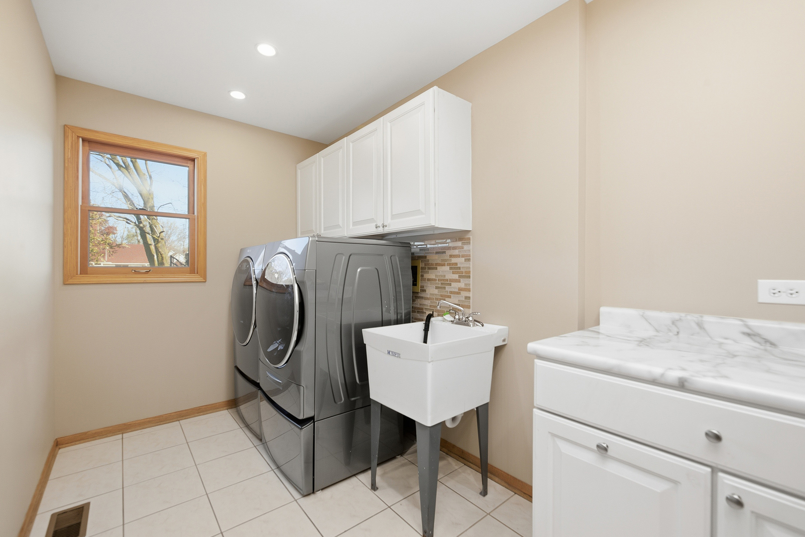 15510 W Nolan Court, Homer Glen, IL 60491