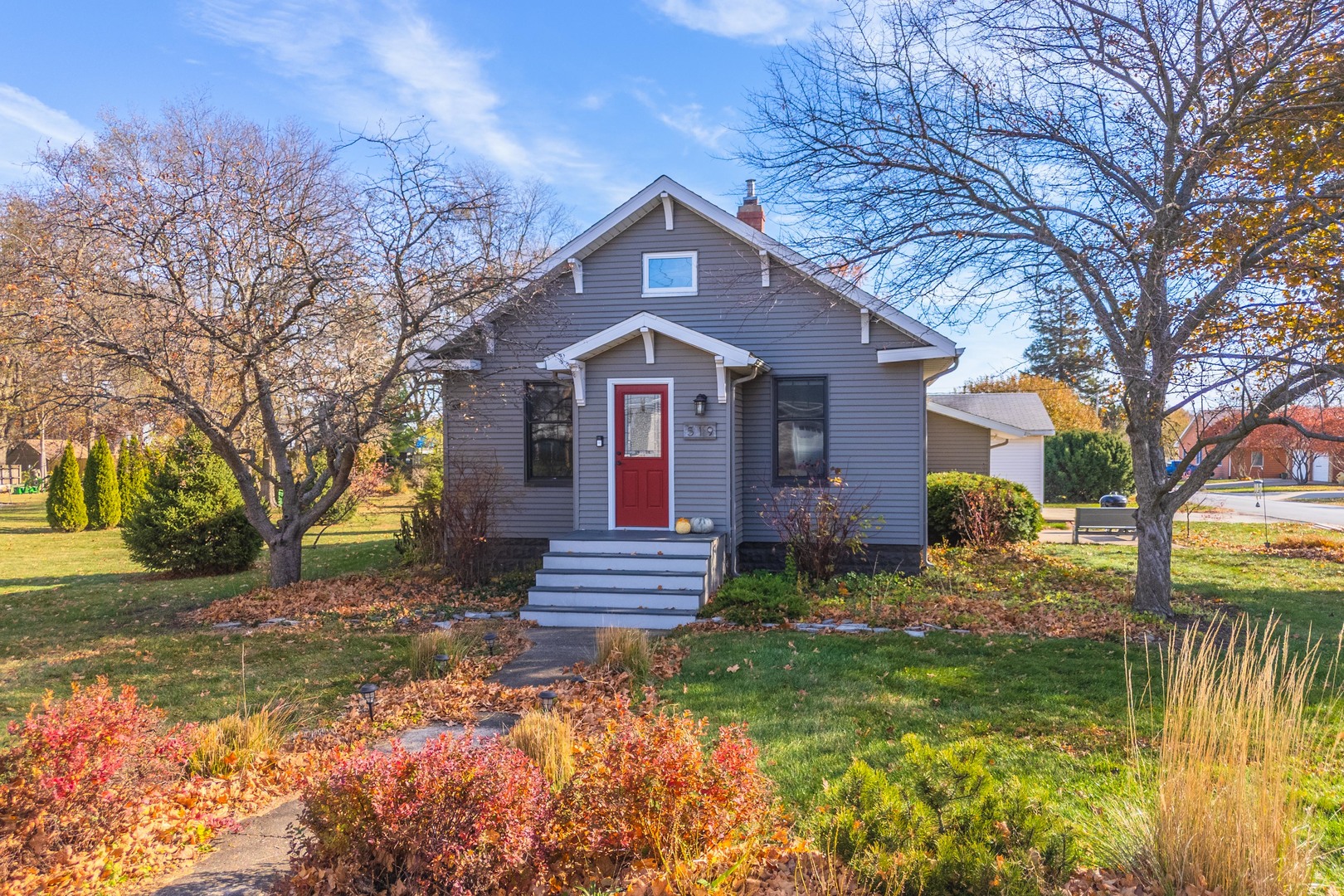 519 S 6th Street, Fairbury, IL 61739