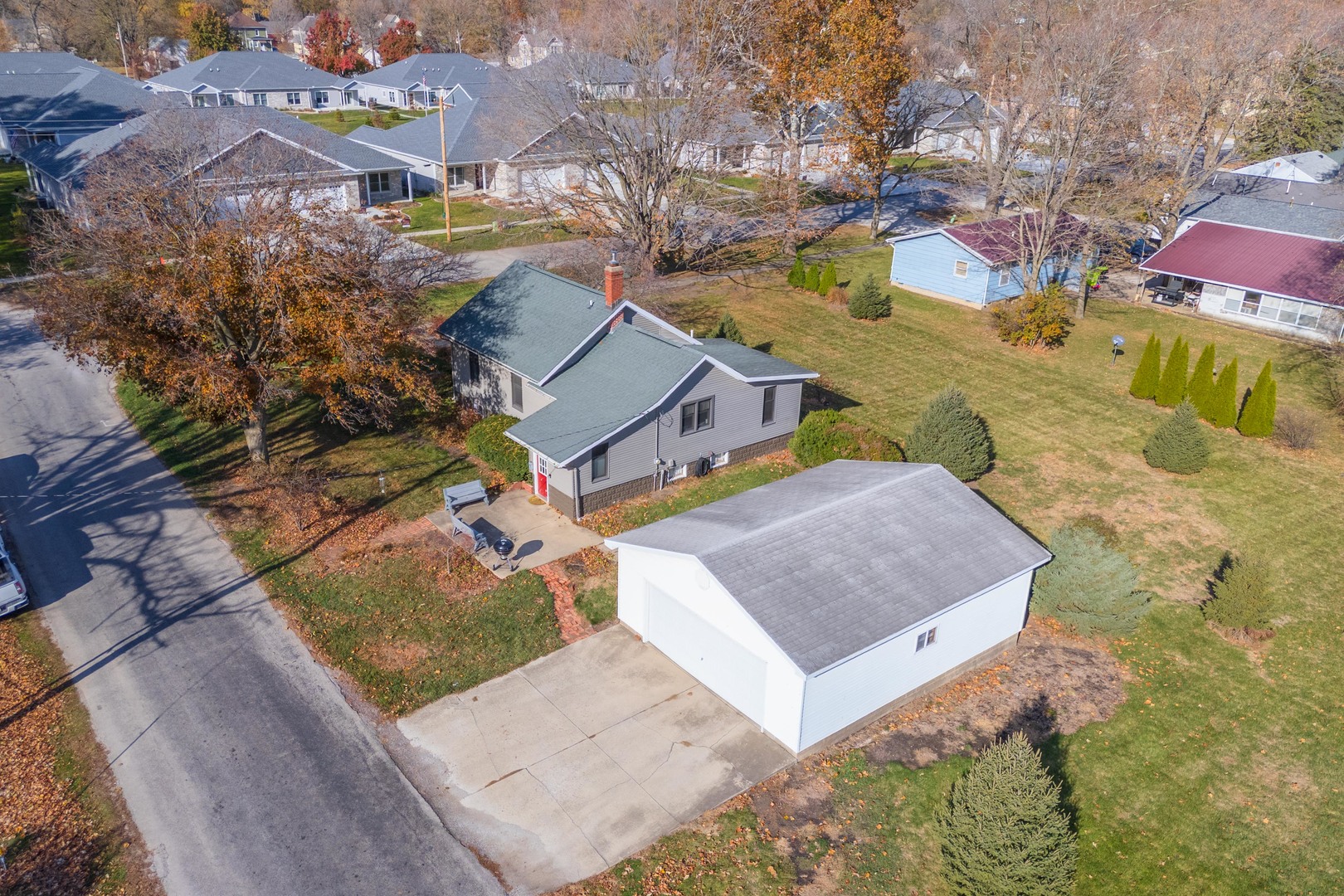 519 S 6th Street, Fairbury, IL 61739