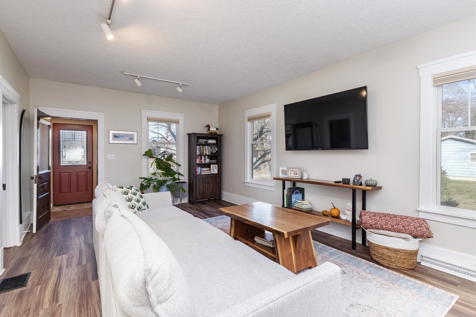 519 S 6th Street, Fairbury, IL 61739