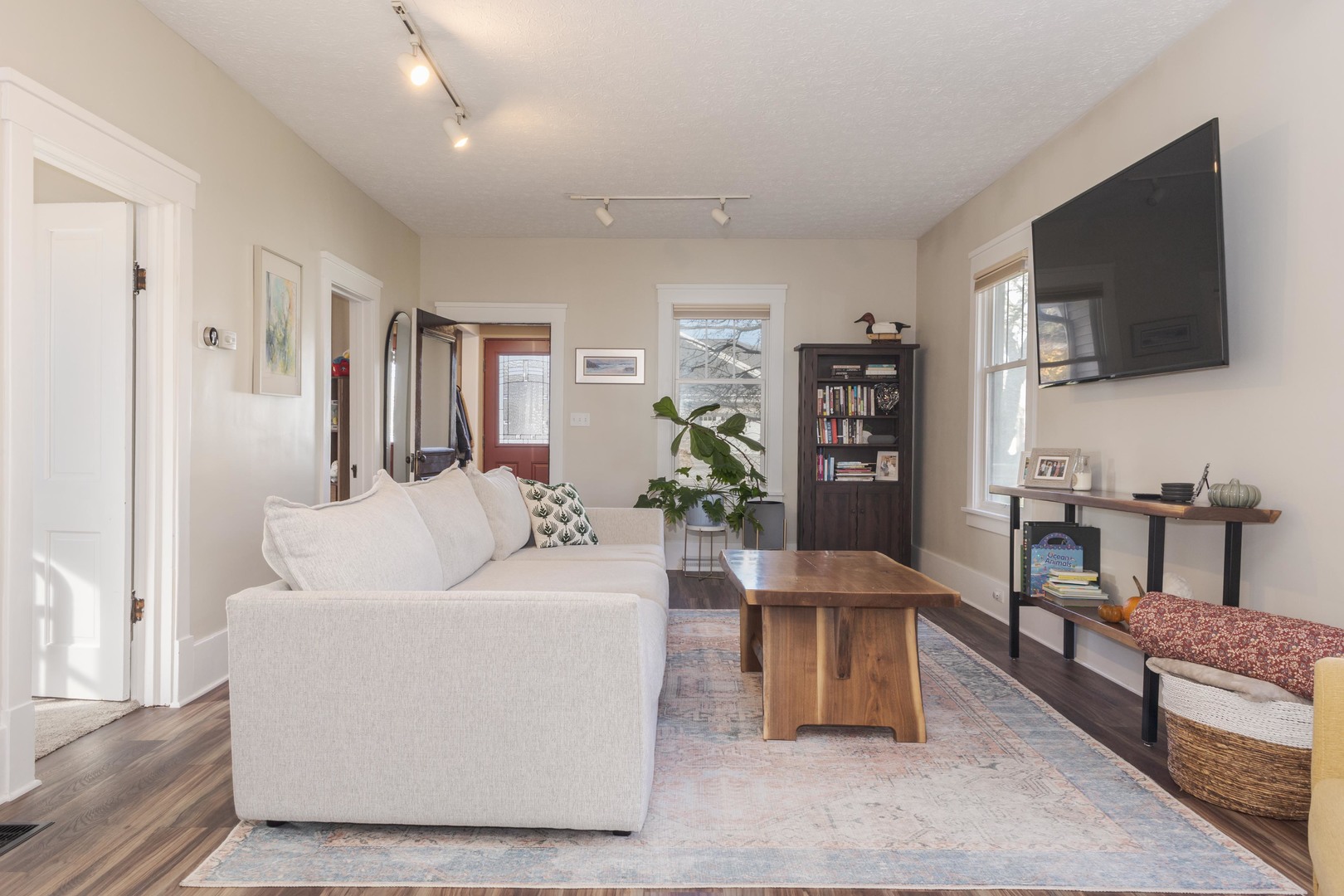 519 S 6th Street, Fairbury, IL 61739