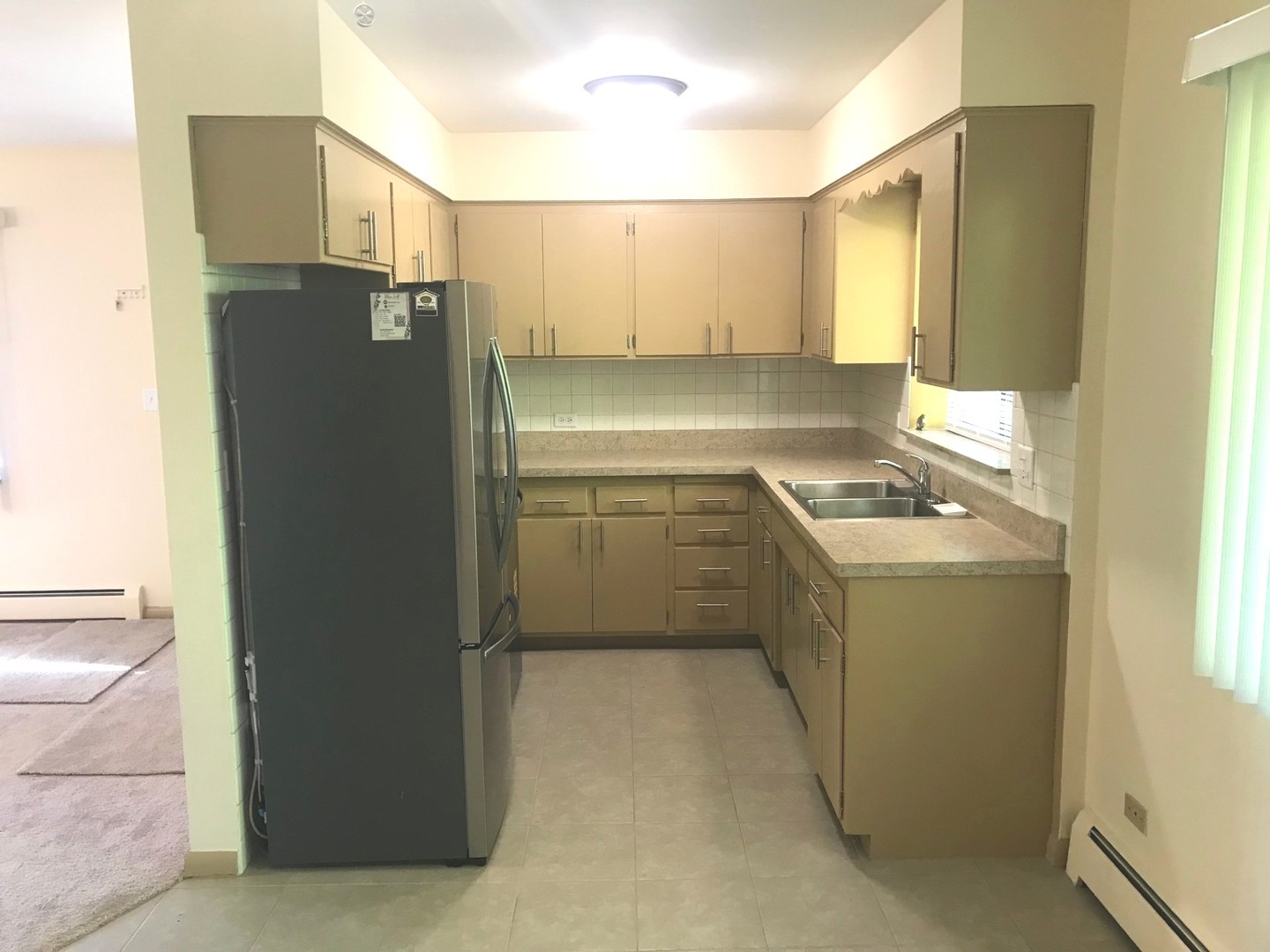 725 BUSSE Highway #10, Park Ridge, IL 60068