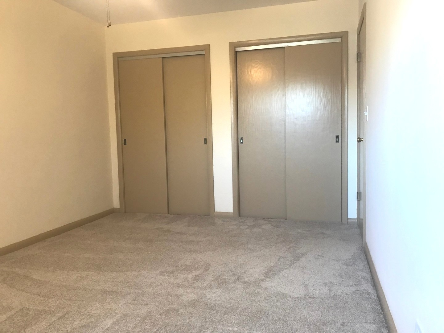 725 BUSSE Highway #10, Park Ridge, IL 60068