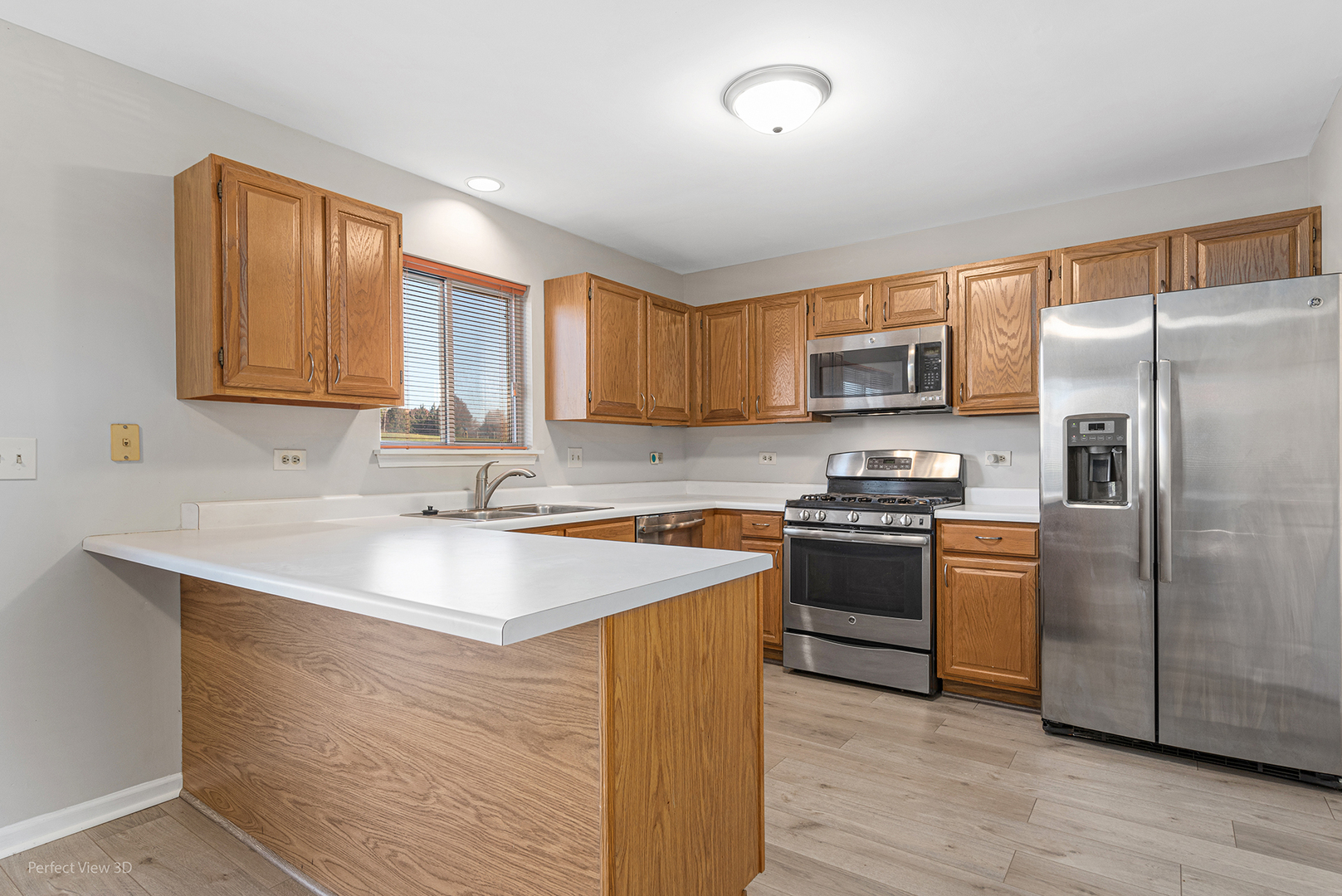 1795 Newport Court, Gurnee, IL 60031