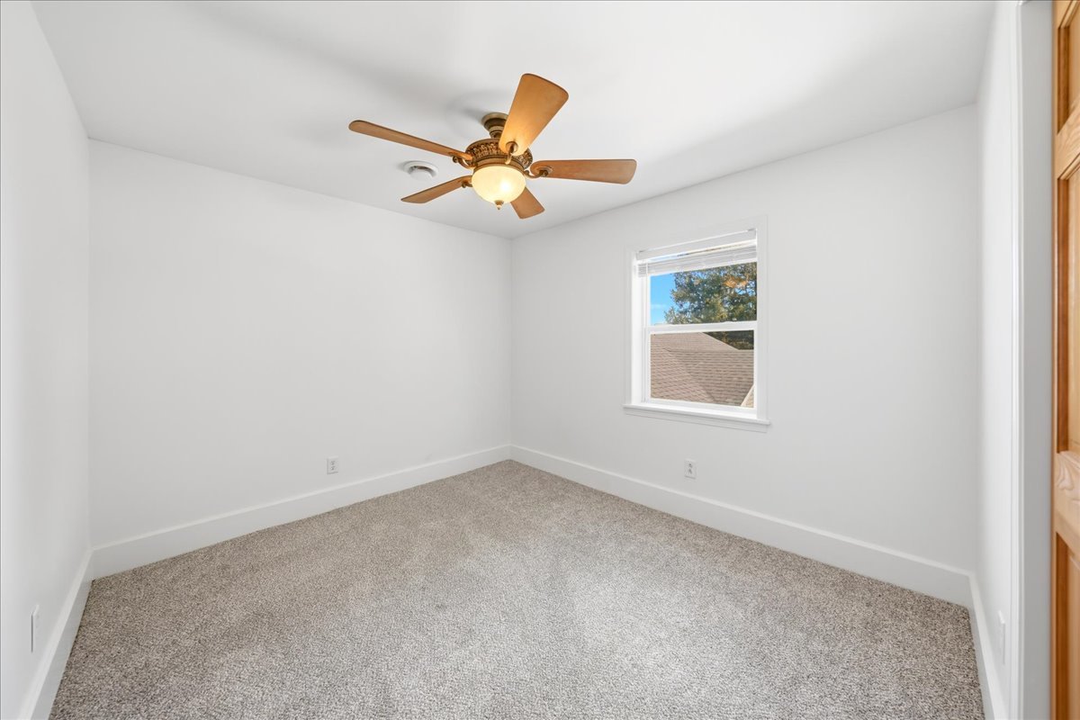 317 E Dearborn Street, Plano, IL 60545