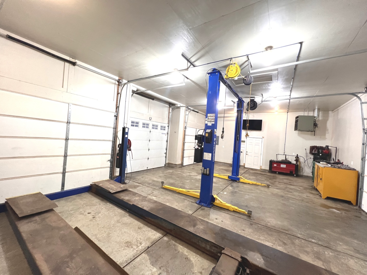 317 E Dearborn Street, Plano, IL 60545