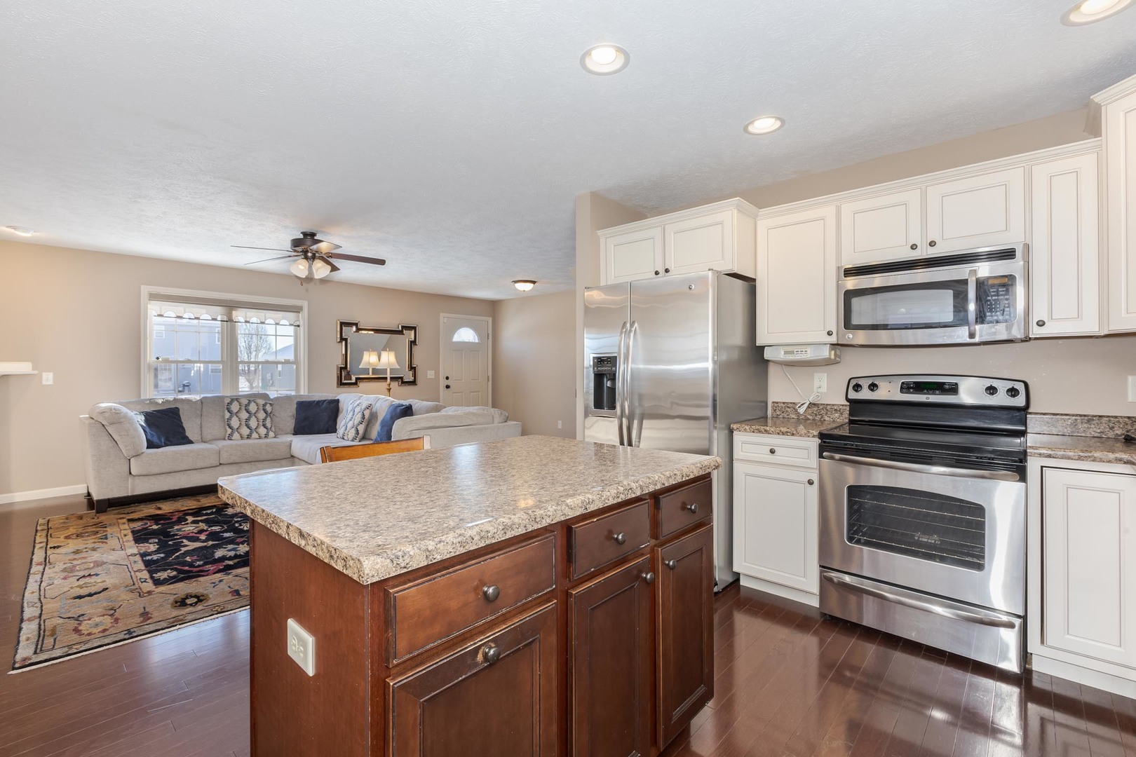 1646 Belclare Road, Normal, IL 61761