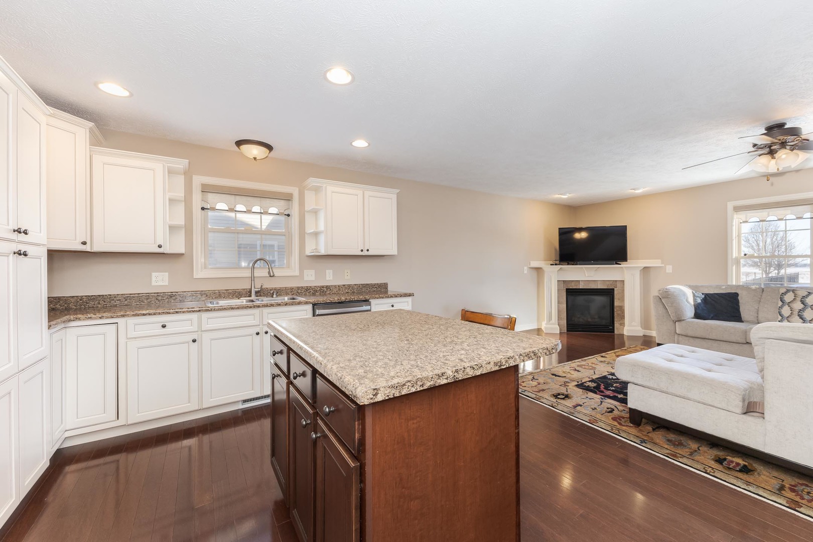 1646 Belclare Road, Normal, IL 61761