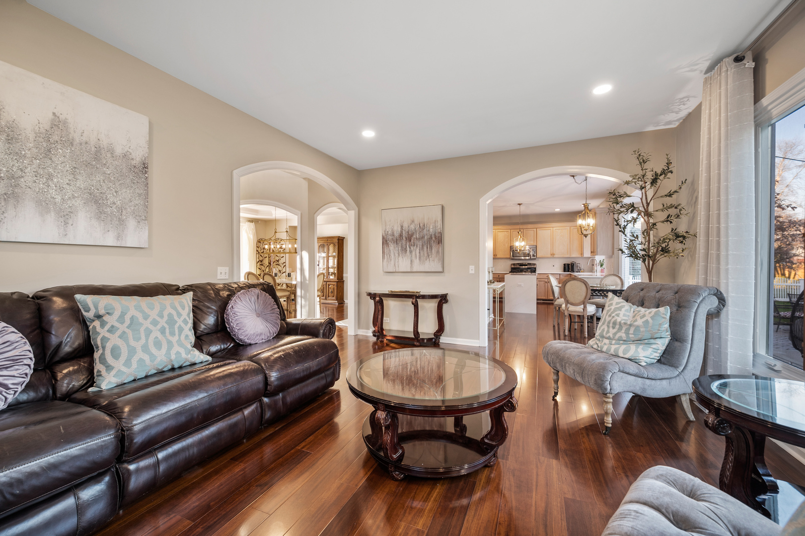 142 N Dixon Drive, Batavia, IL 60510