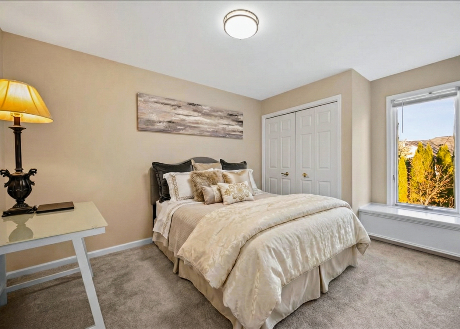 142 N Dixon Drive, Batavia, IL 60510