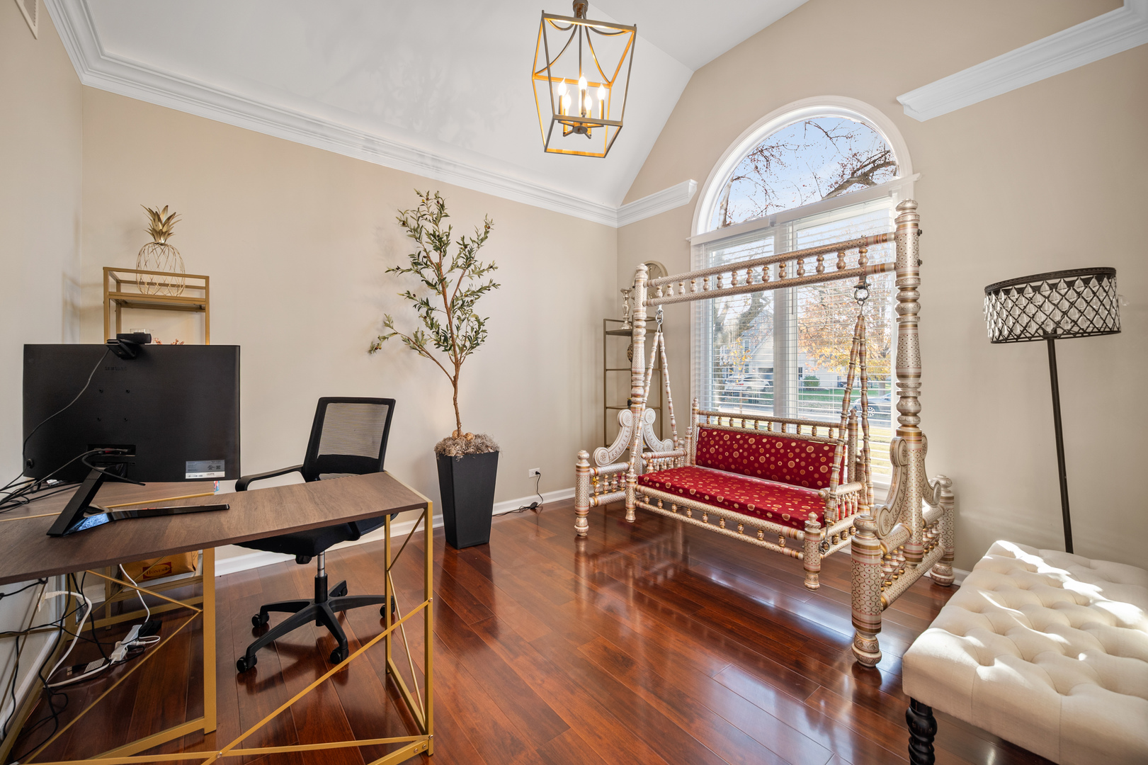 142 N Dixon Drive, Batavia, IL 60510