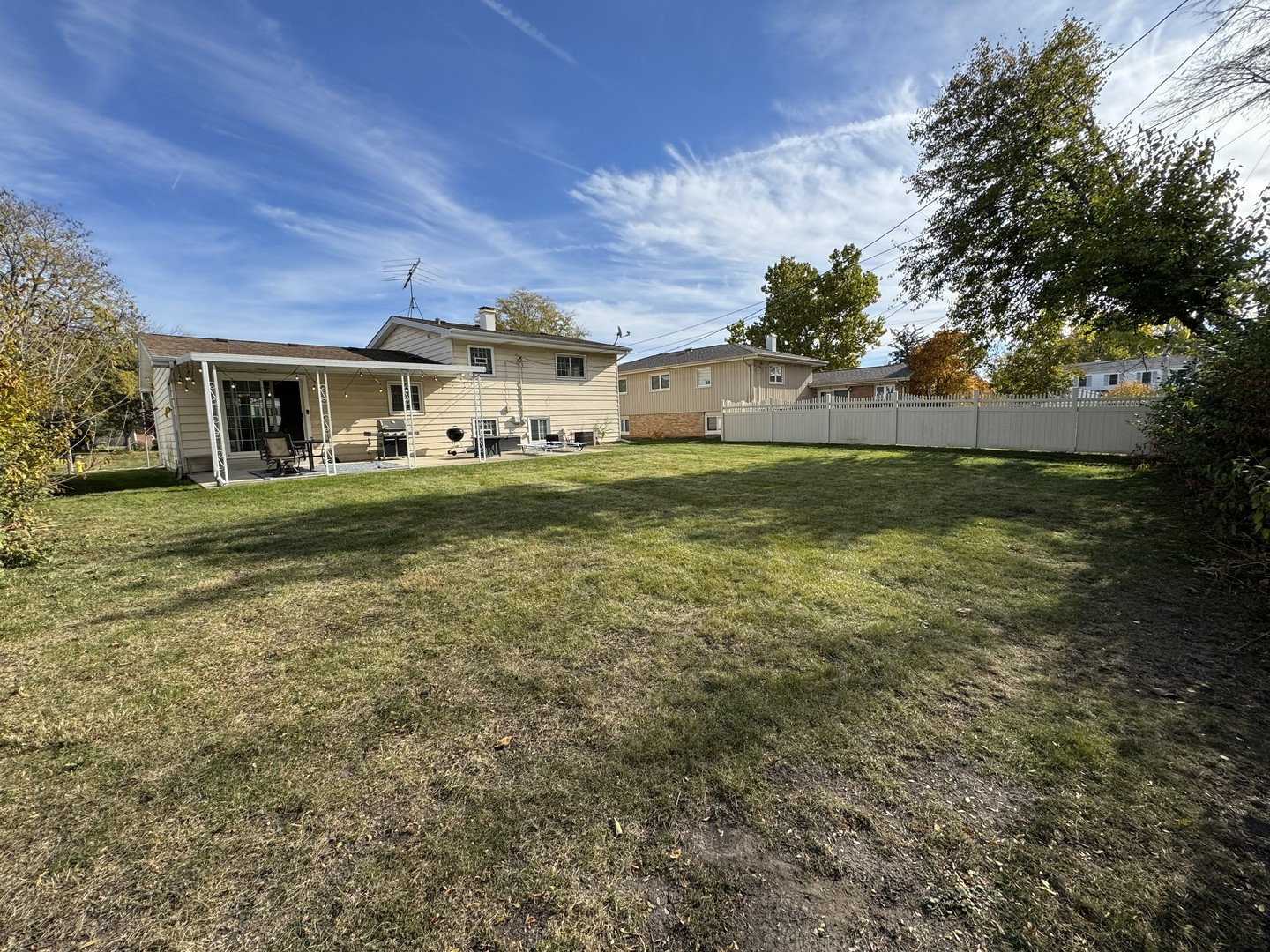 926 Cherry Lane, Lombard, IL 60148