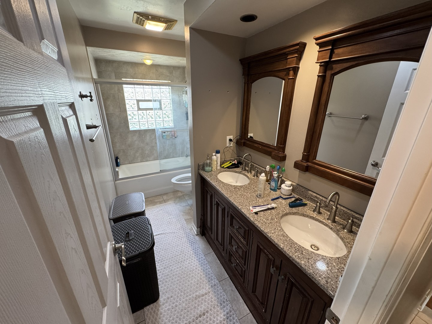 926 Cherry Lane, Lombard, IL 60148