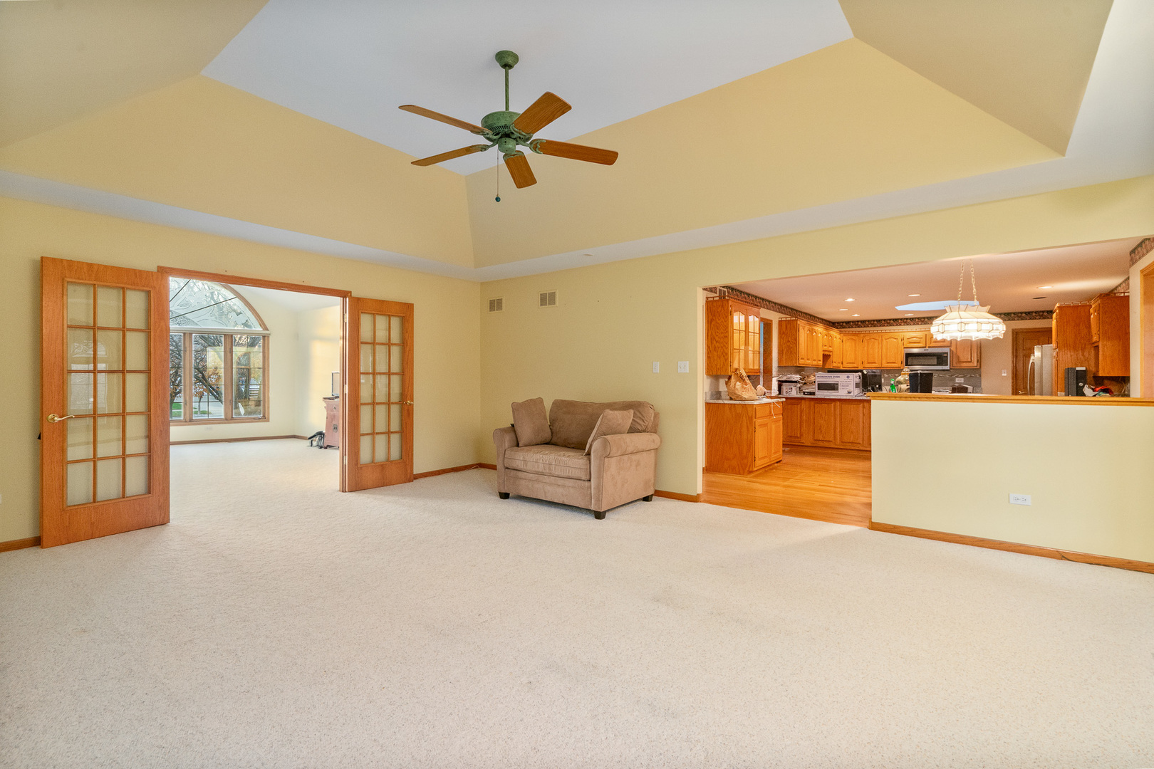 19401 Stonehenge Drive, Mokena, IL 60448