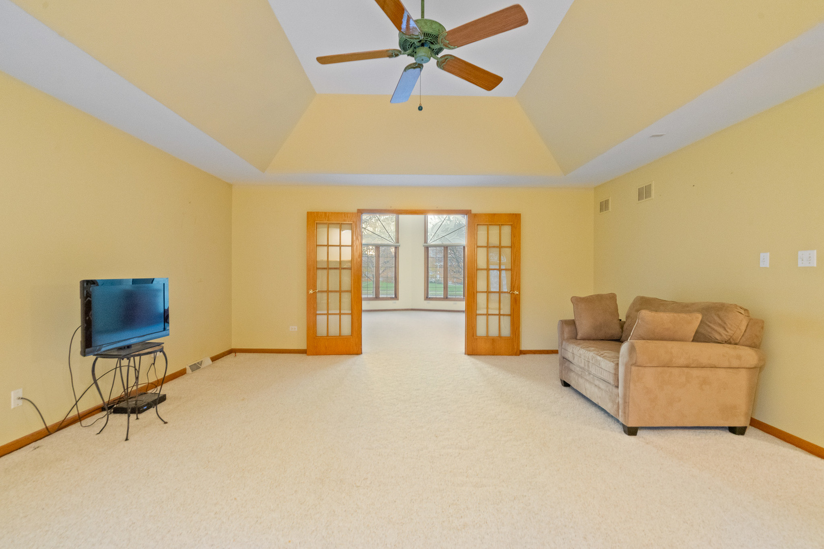 19401 Stonehenge Drive, Mokena, IL 60448