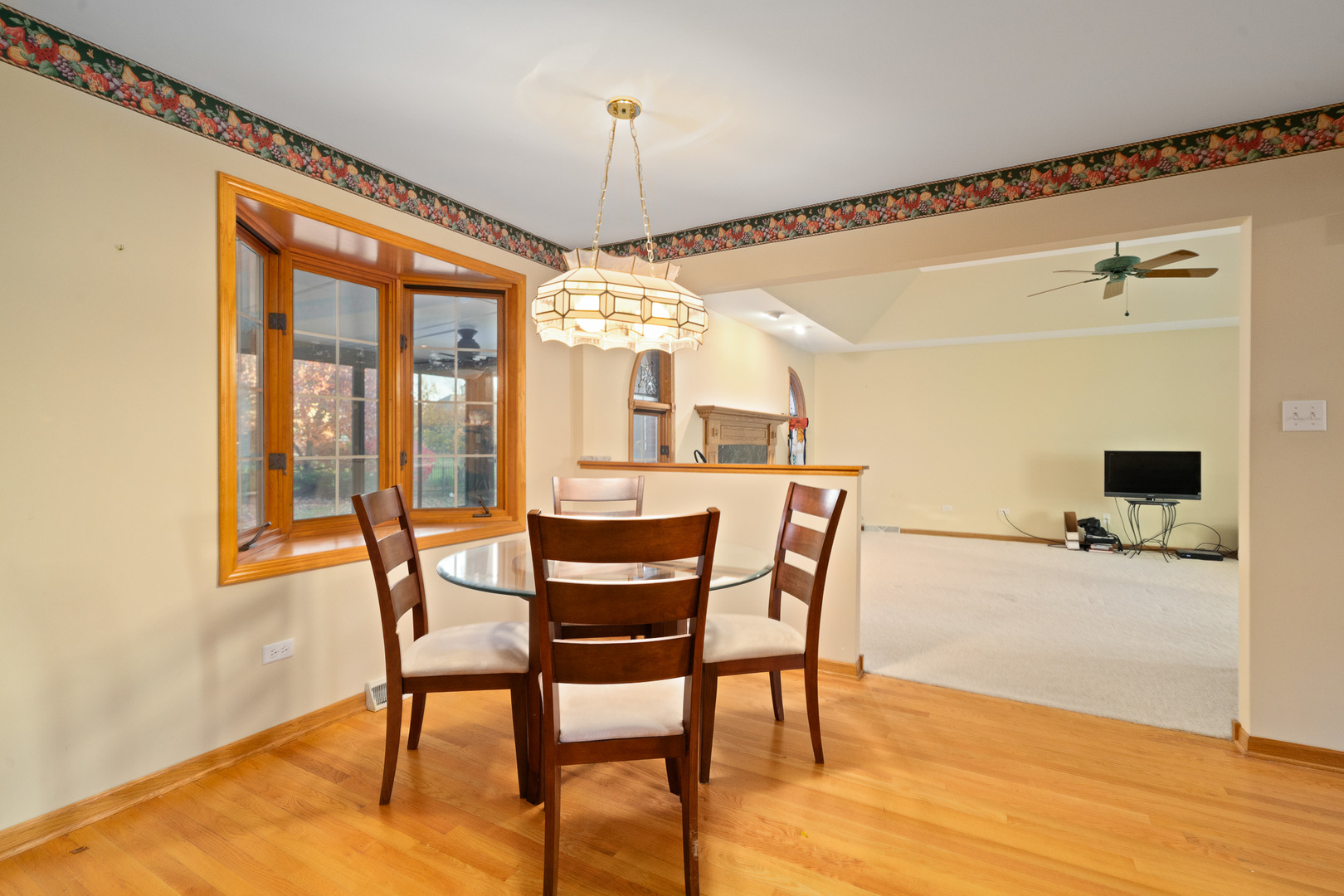 19401 Stonehenge Drive, Mokena, IL 60448