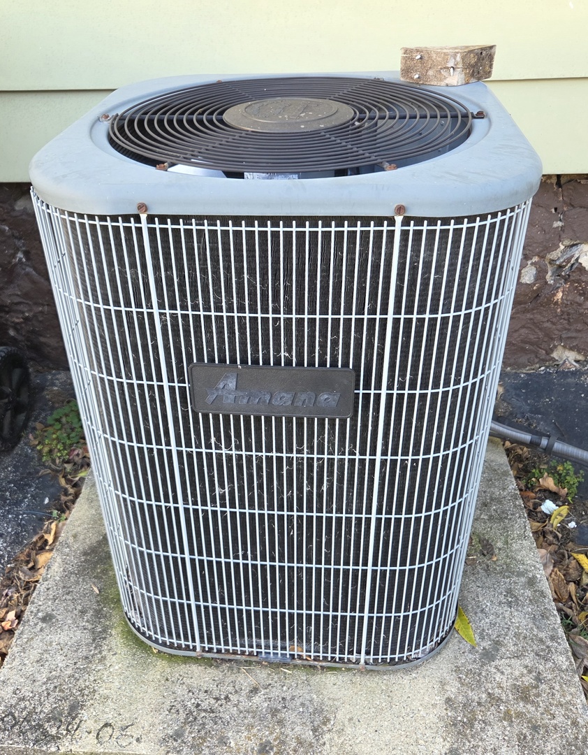 514 W Washington Street, Marengo, IL 60152