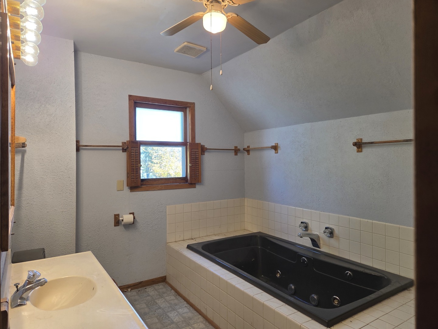 514 W Washington Street, Marengo, IL 60152