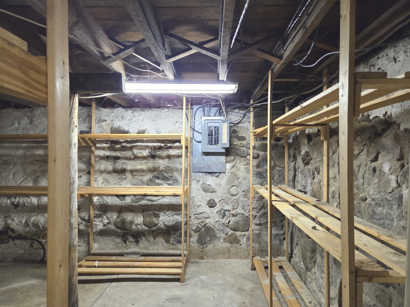 514 W Washington Street, Marengo, IL 60152