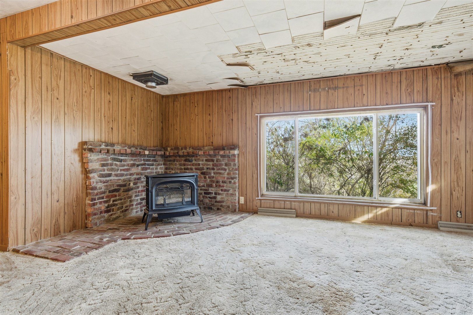 28234 N 1600 East Road, Gridley, IL 61744