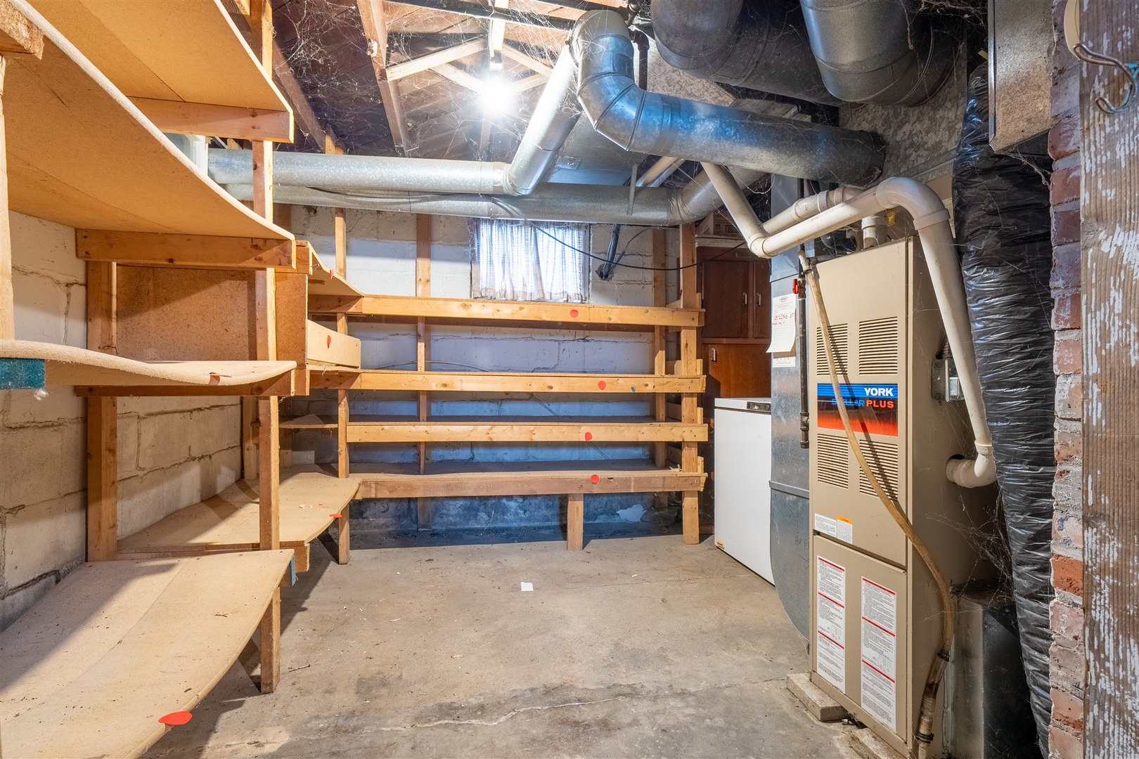 28234 N 1600 East Road, Gridley, IL 61744