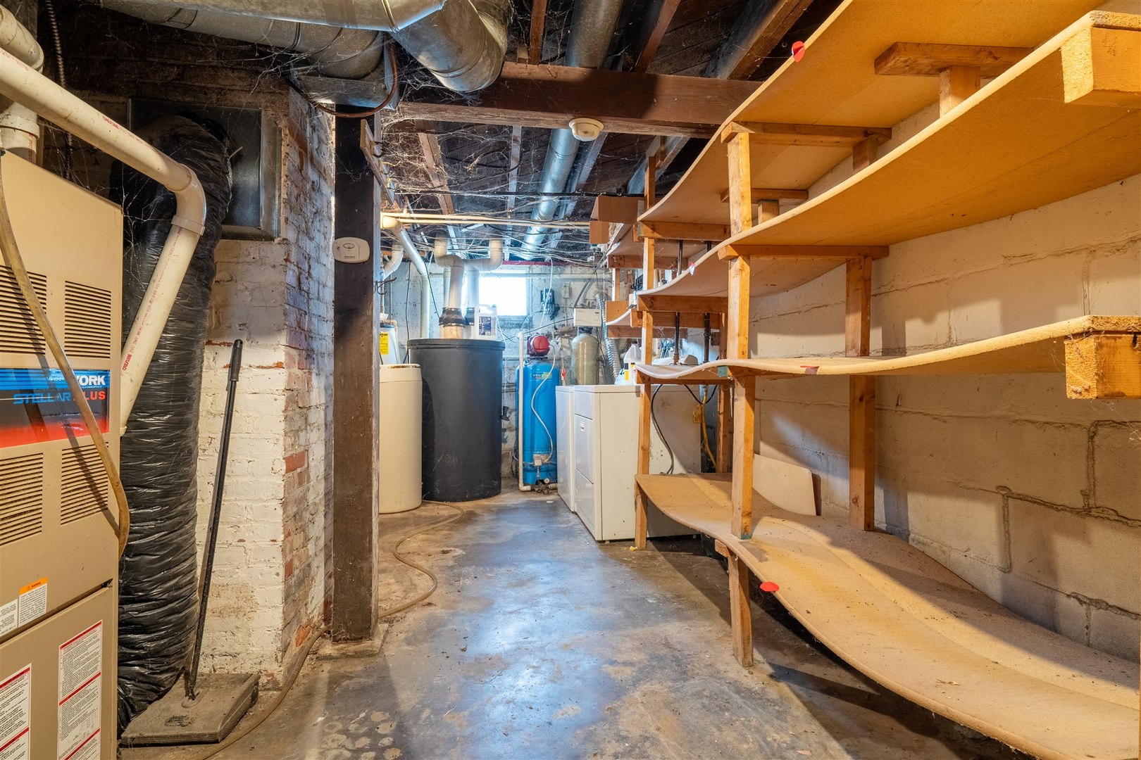 28234 N 1600 East Road, Gridley, IL 61744