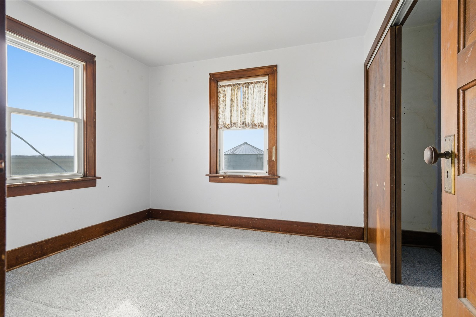 28234 N 1600 East Road, Gridley, IL 61744