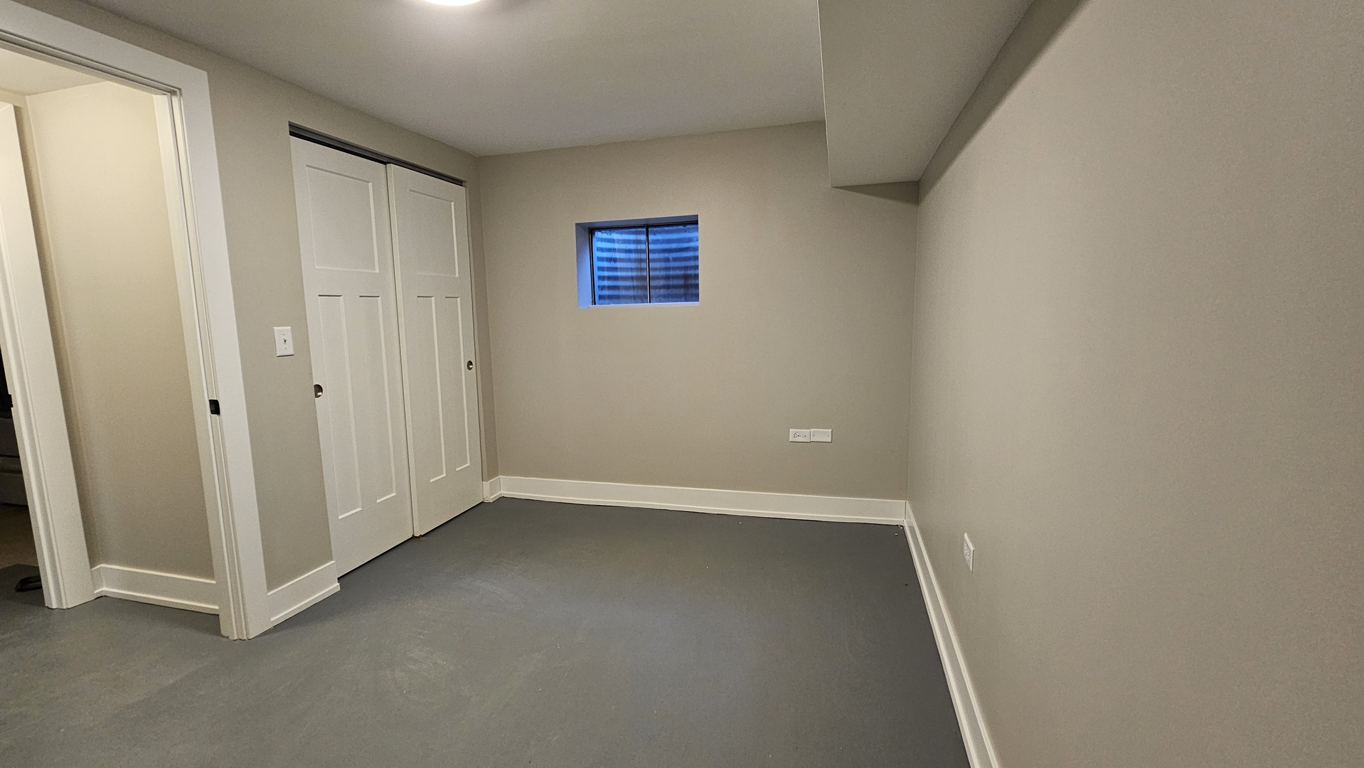 4023 1/2 N Grant Street, Westmont, IL 60559