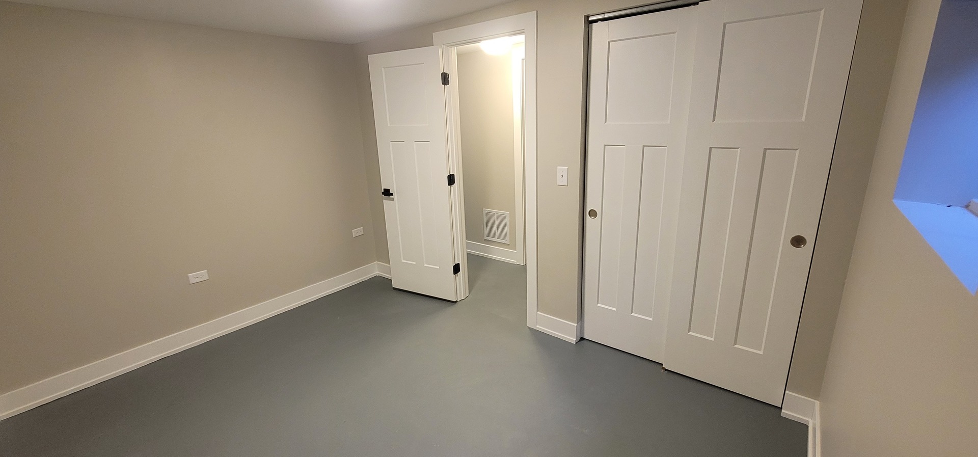 4023 1/2 N Grant Street, Westmont, IL 60559