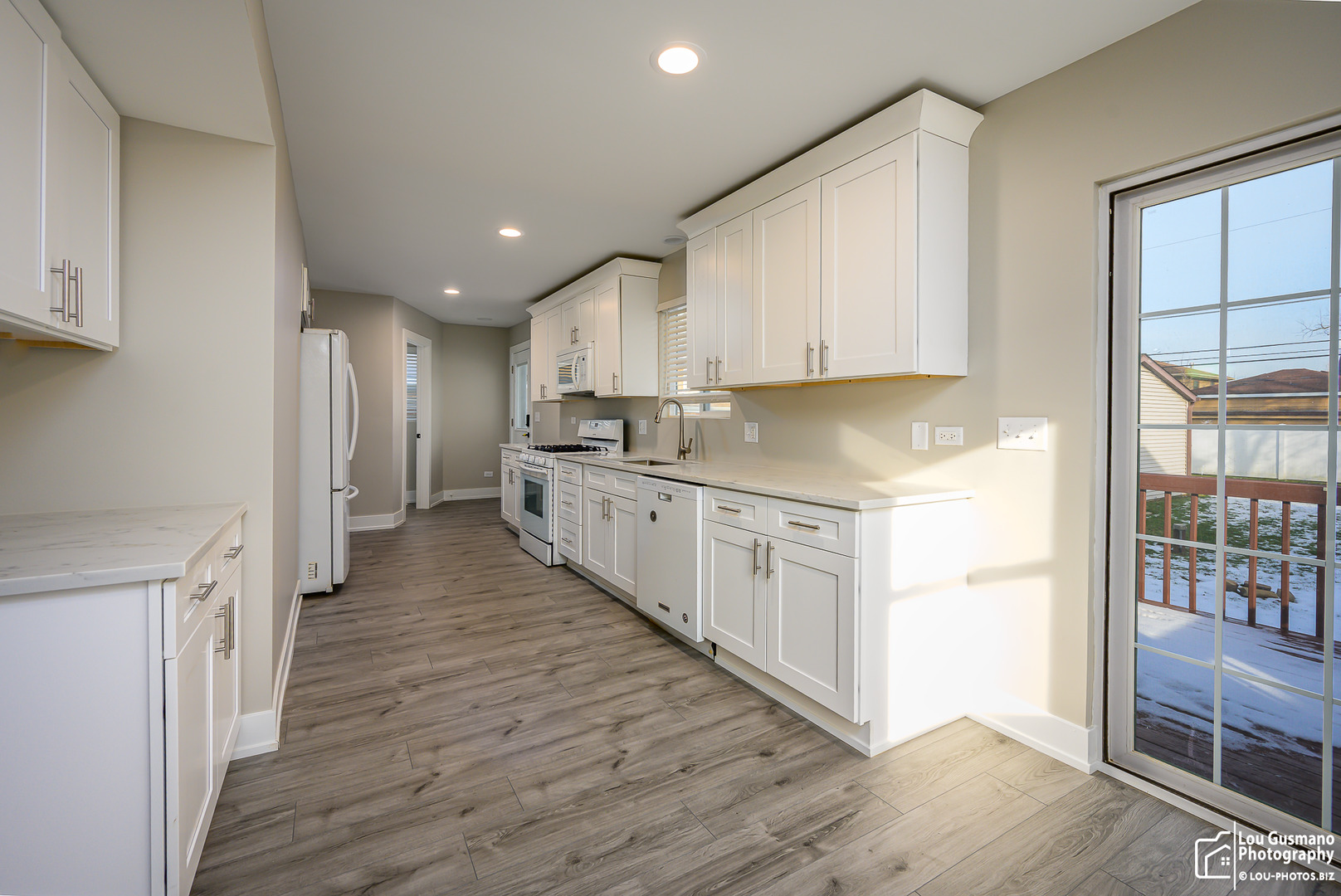 4023 1/2 N Grant Street, Westmont, IL 60559