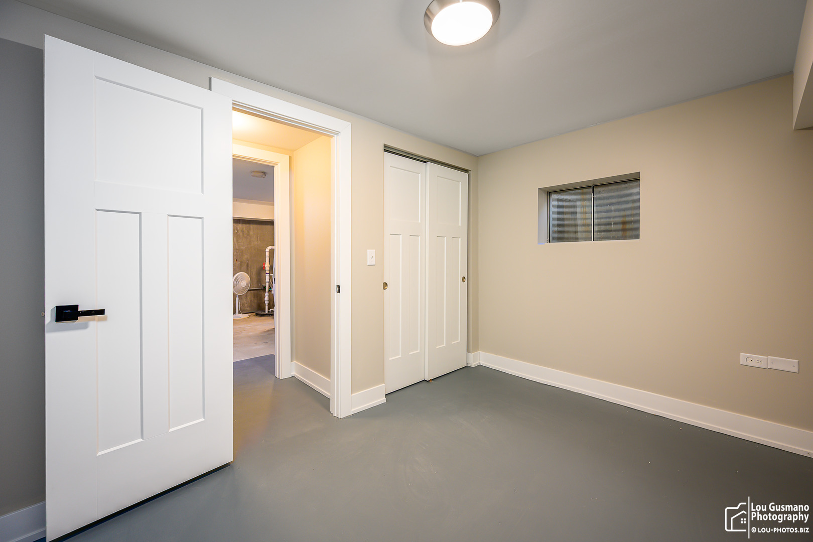 4023 1/2 N Grant Street, Westmont, IL 60559