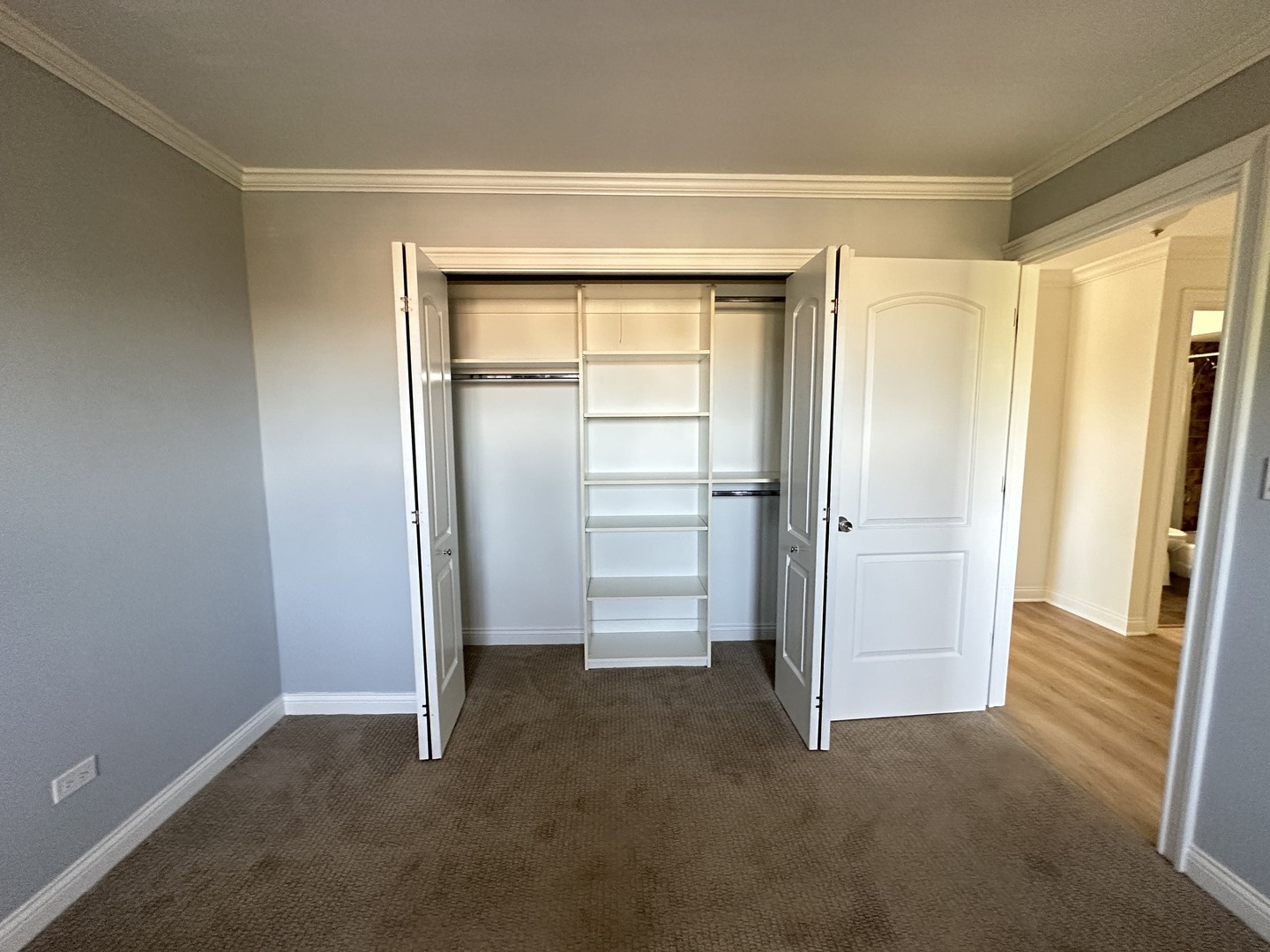 5 Echo Court #12, Vernon Hills, IL 60061