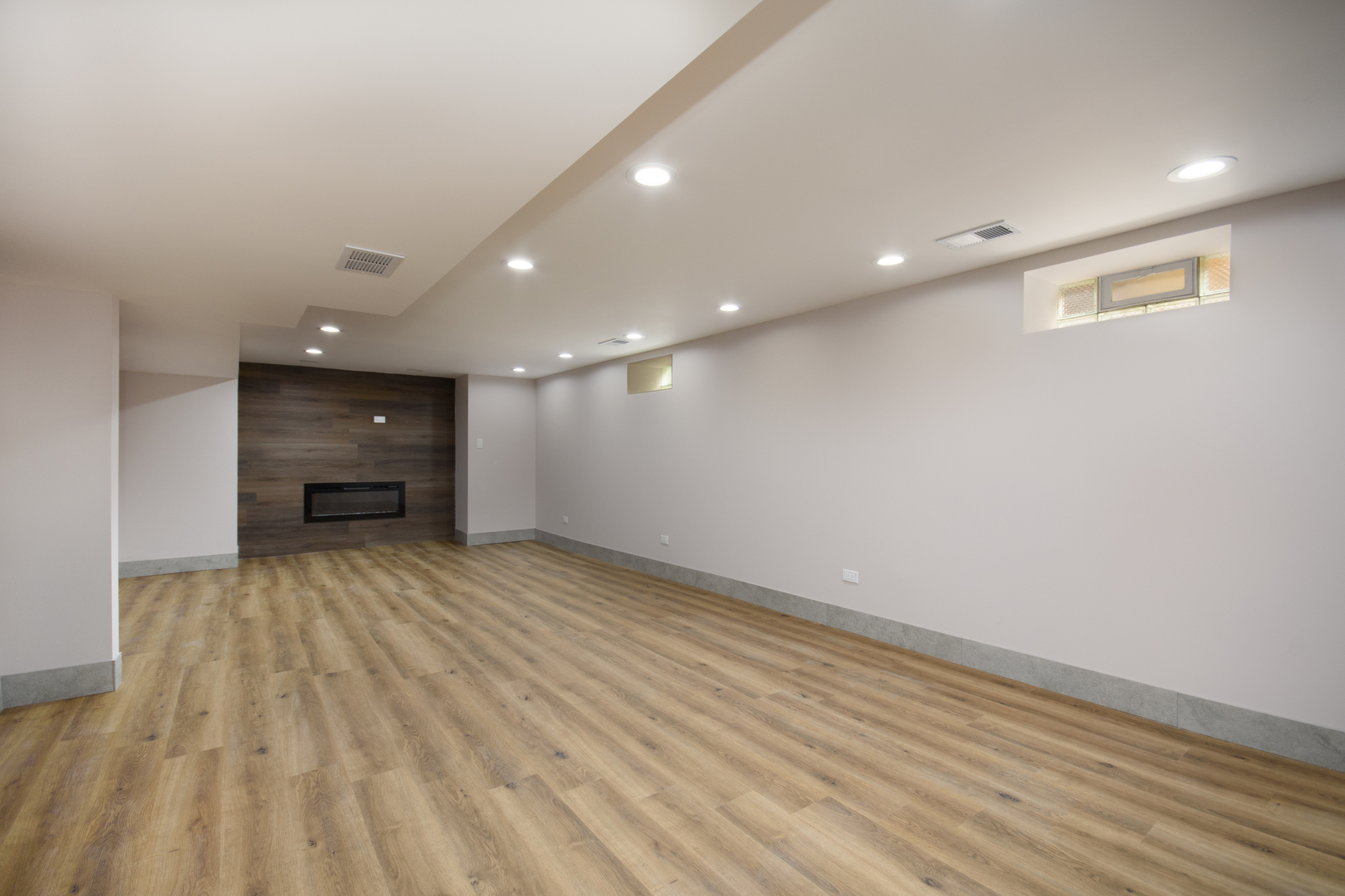 445 W 125th Street, Chicago, IL 60628