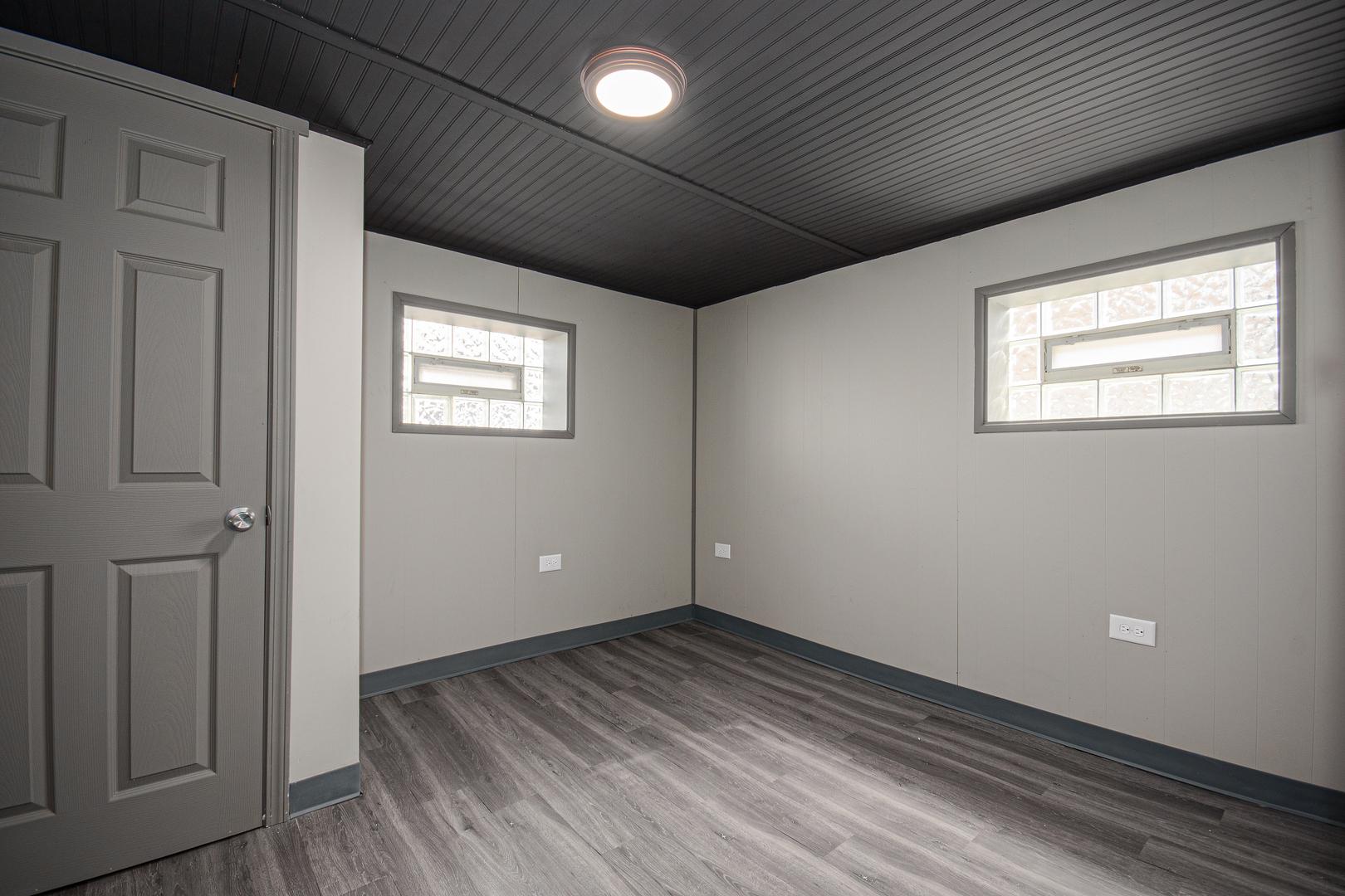 5533 S Menard Avenue, Chicago, IL 60638