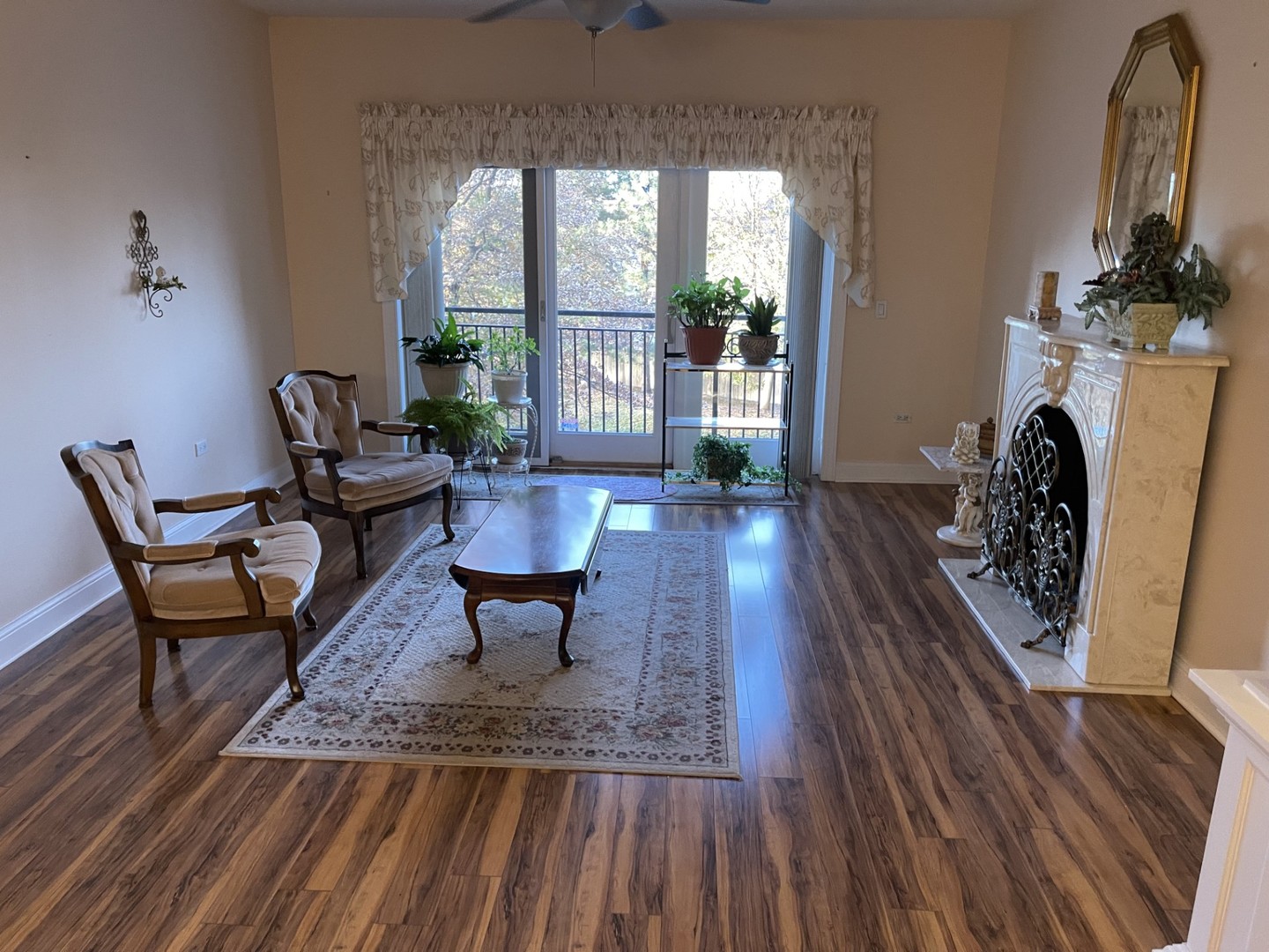 1210 N Foxdale Drive #109, Addison, IL 60101