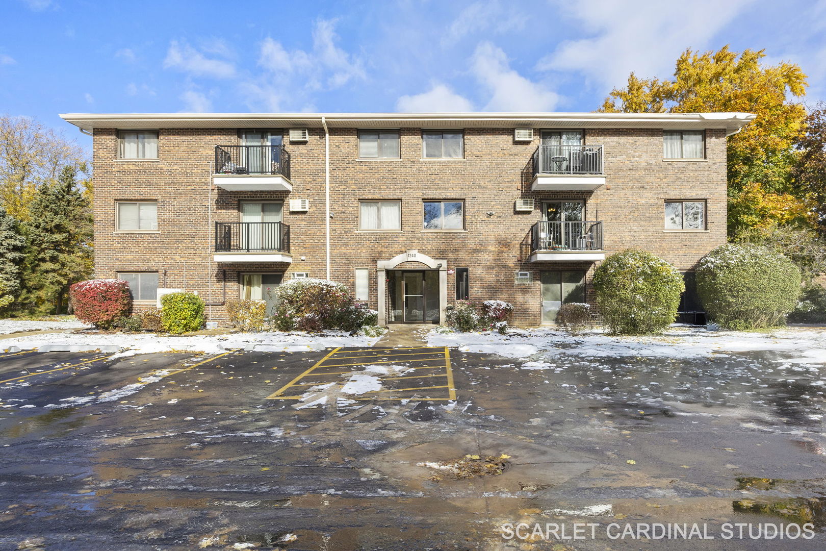 1240 S Lorraine Road #2b, Wheaton, IL 60189