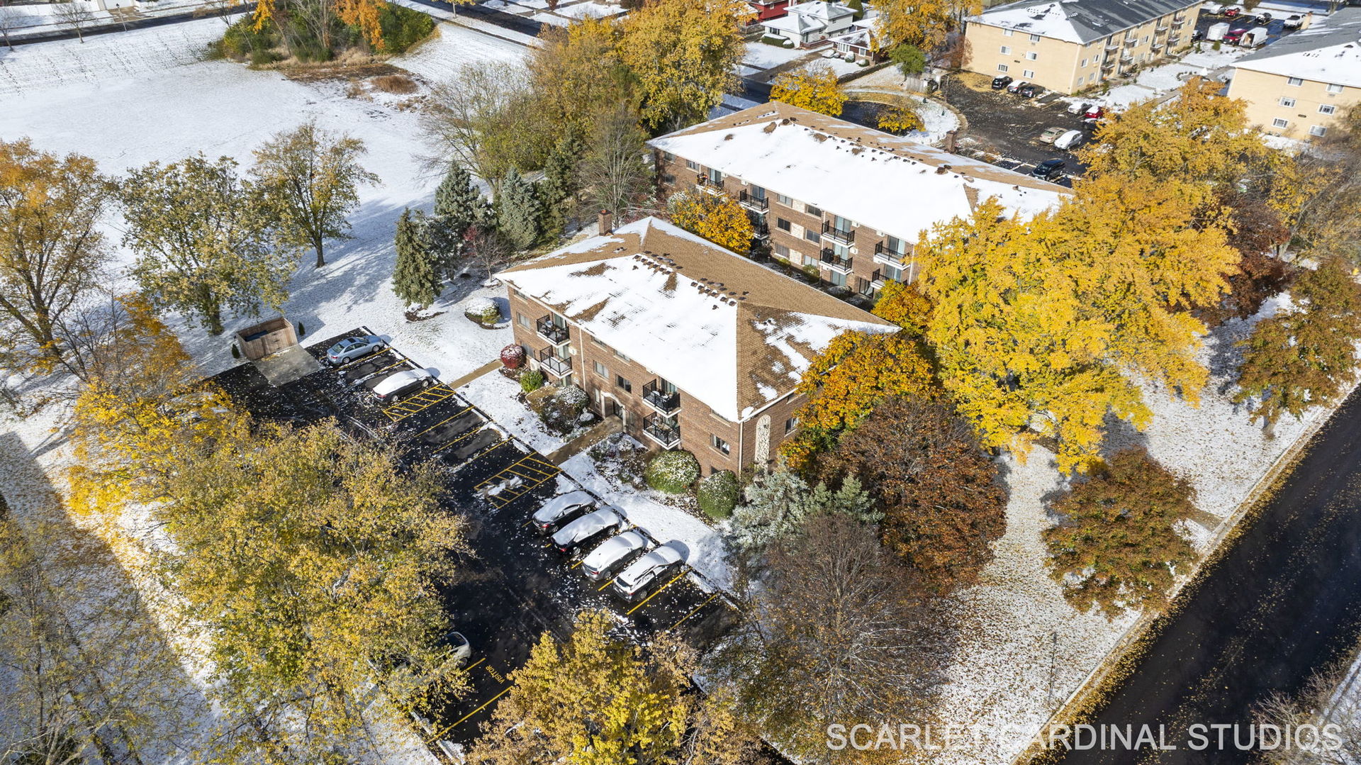 1240 S Lorraine Road #2b, Wheaton, IL 60189