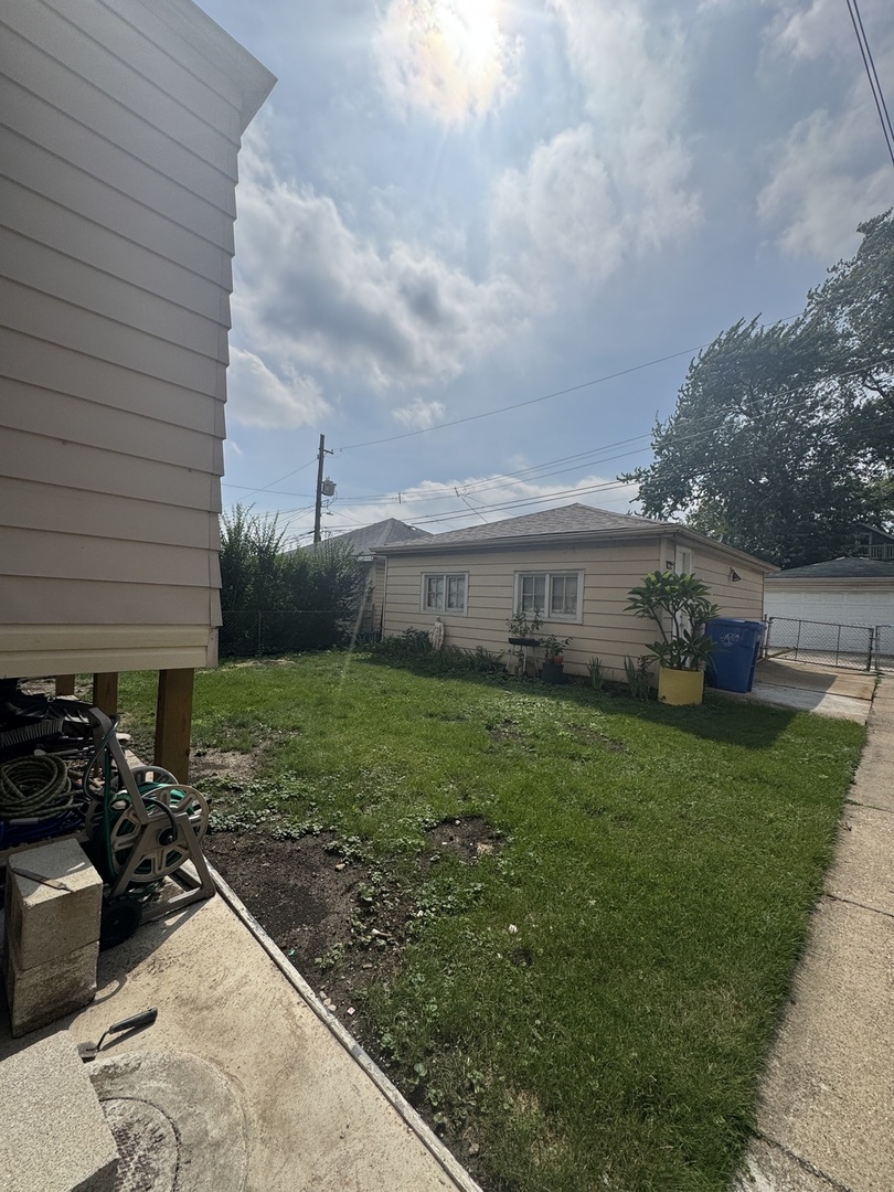 5452 N Central Avenue #1, Chicago, IL 60630