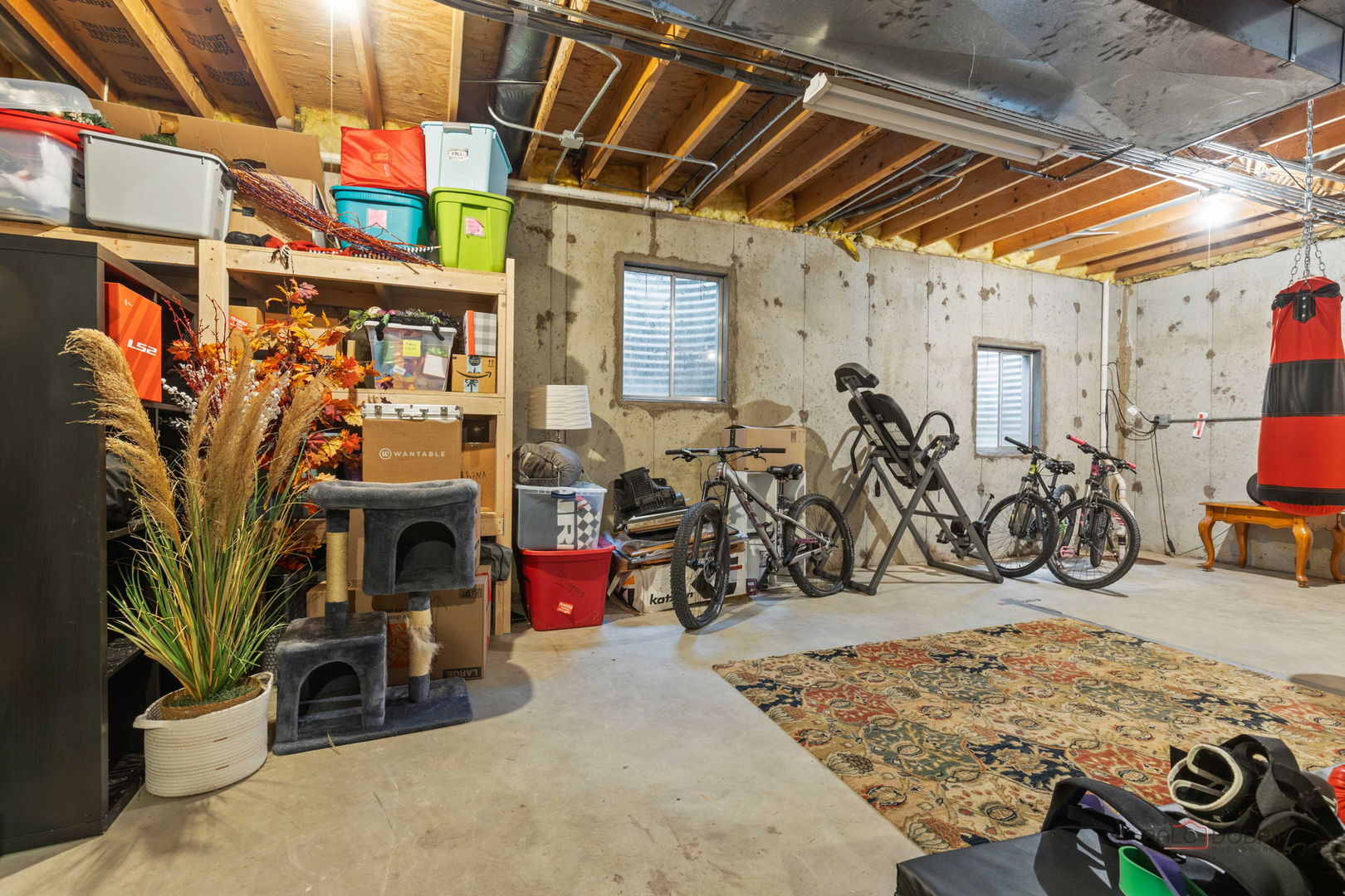 943 Chesapeake Boulevard, Grayslake, IL 60030