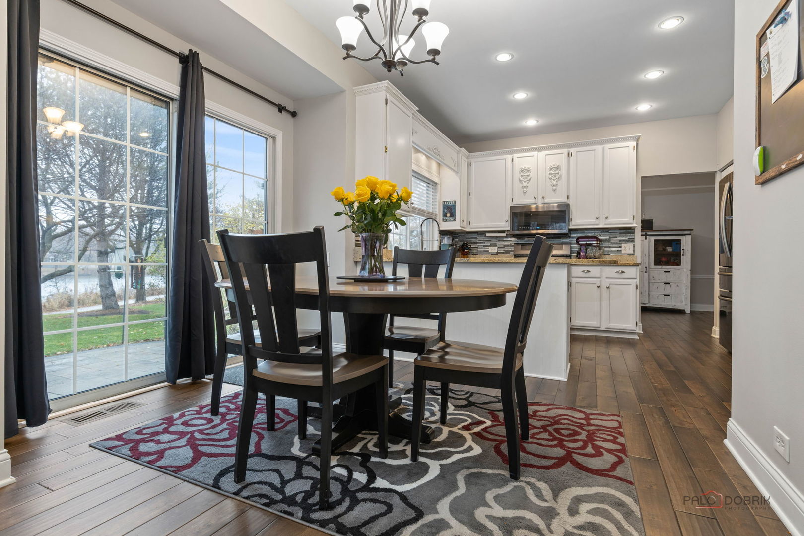 943 Chesapeake Boulevard, Grayslake, IL 60030