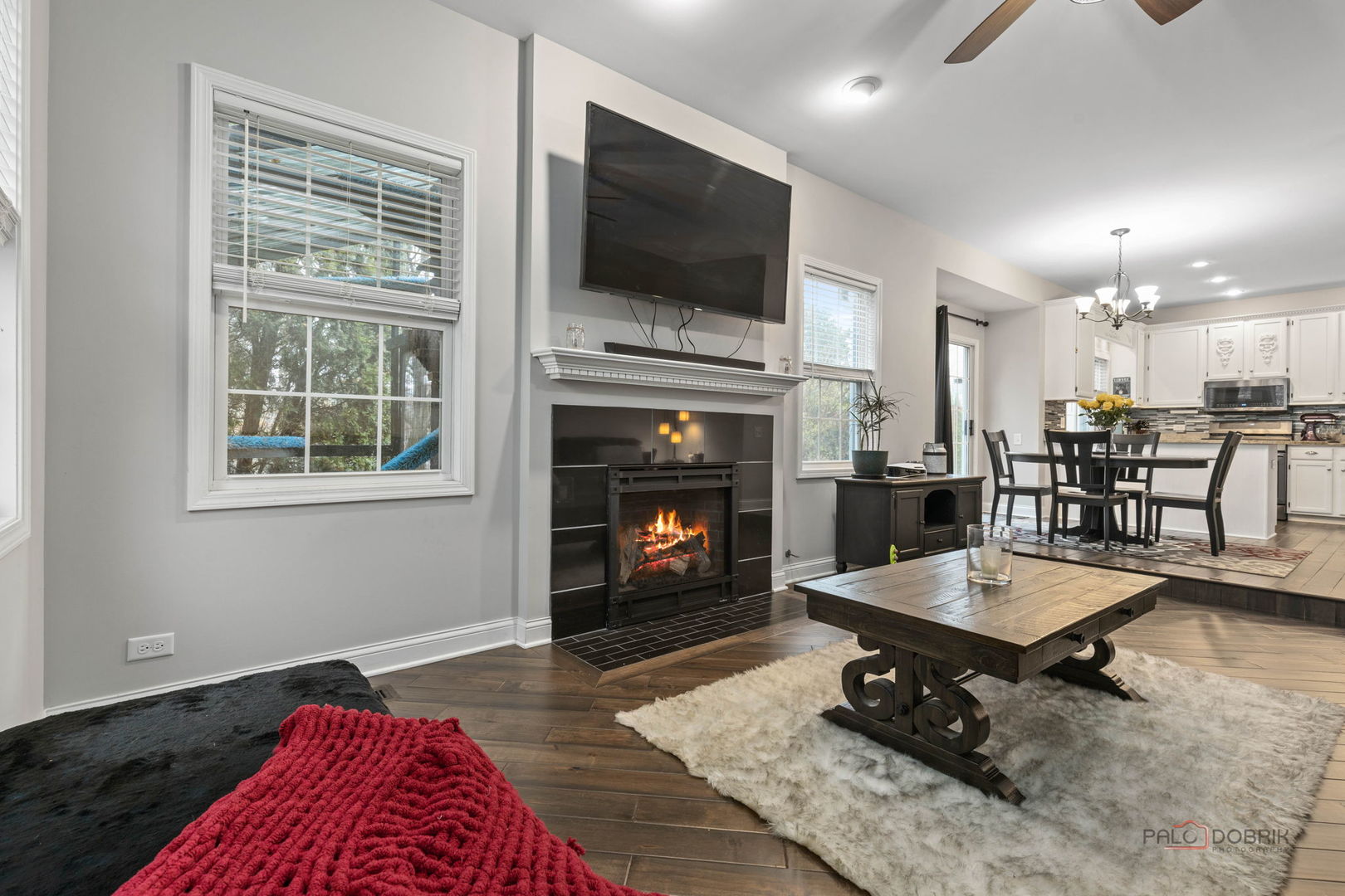 943 Chesapeake Boulevard, Grayslake, IL 60030