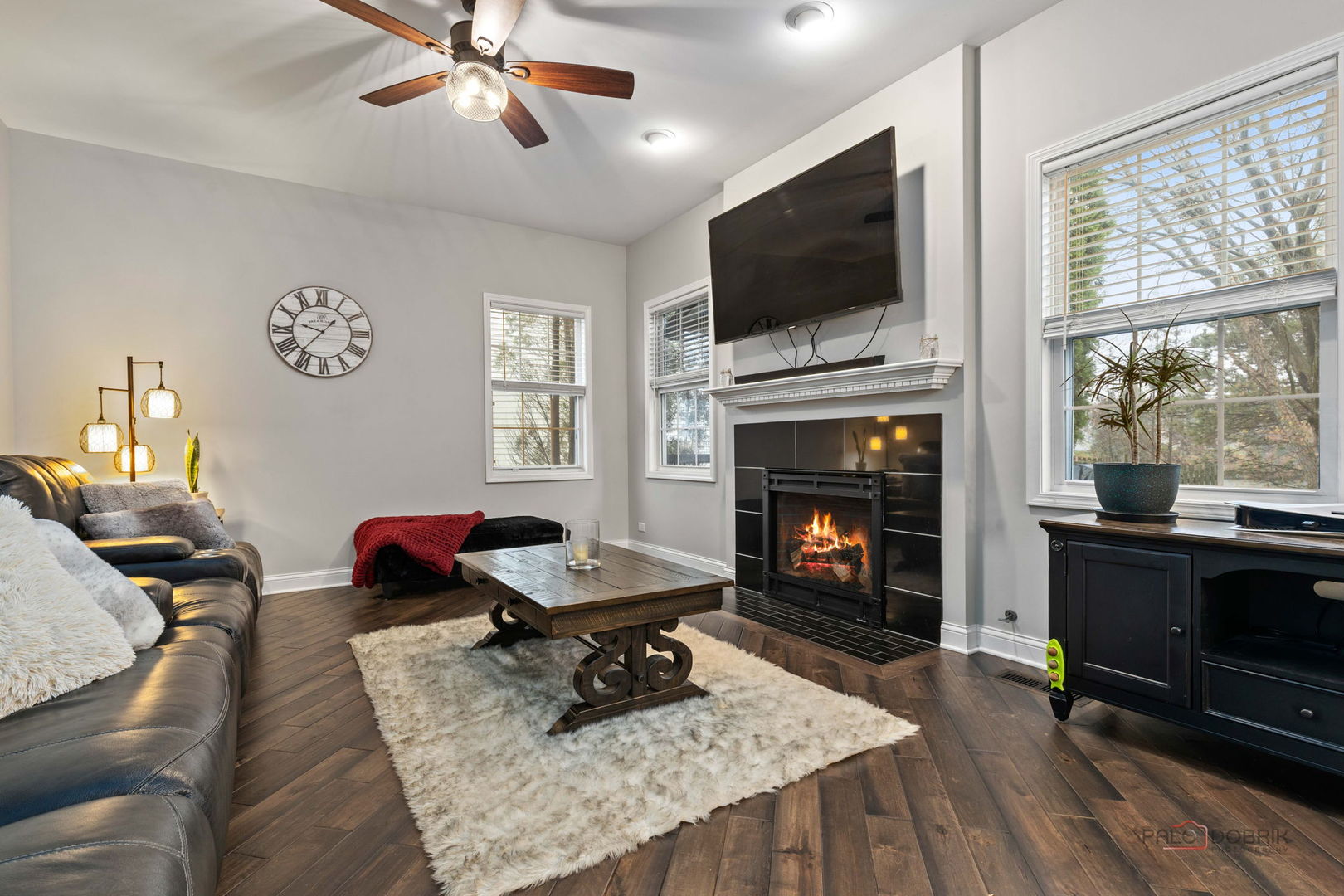 943 Chesapeake Boulevard, Grayslake, IL 60030