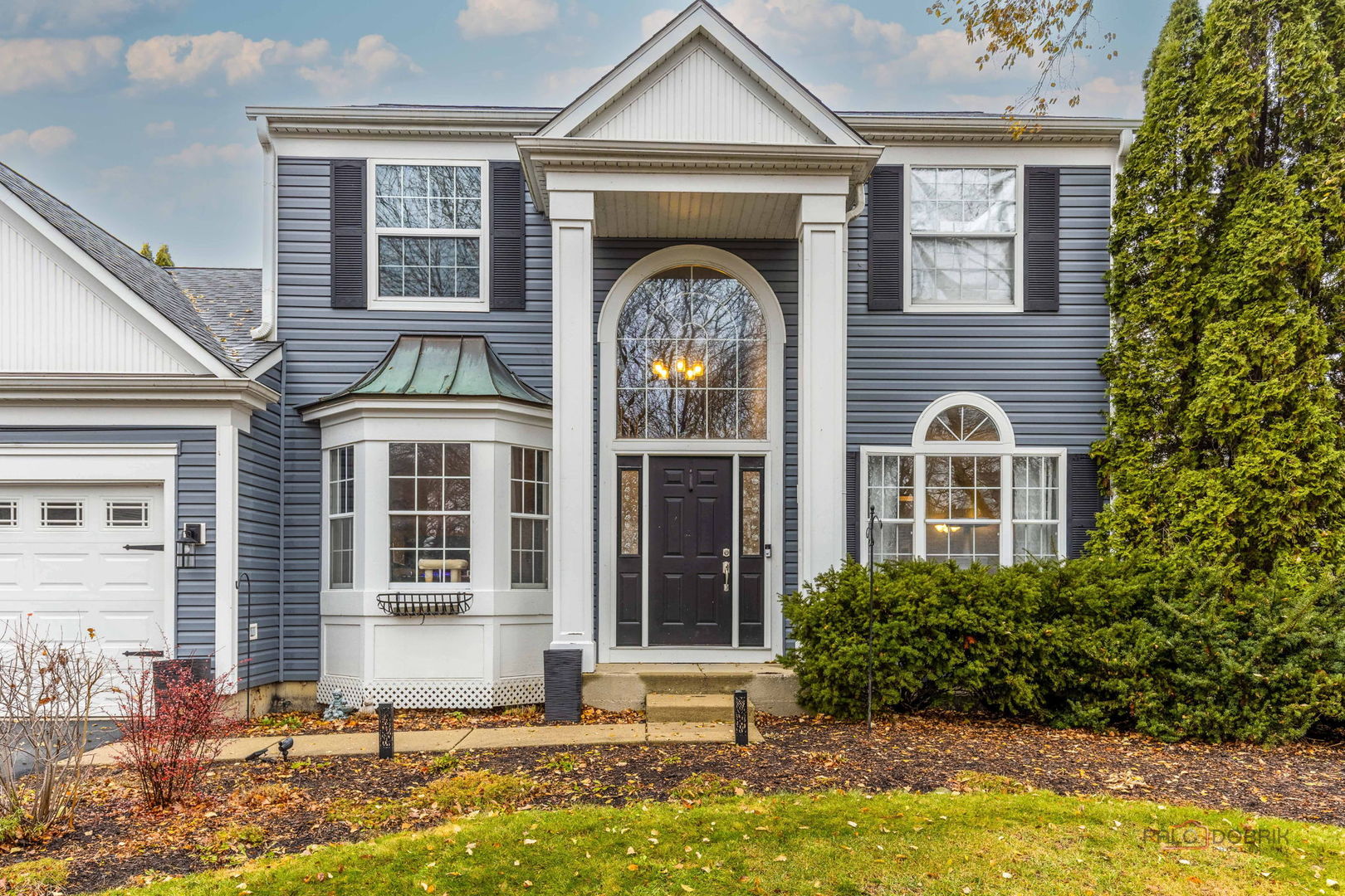 943 Chesapeake Boulevard, Grayslake, IL 60030