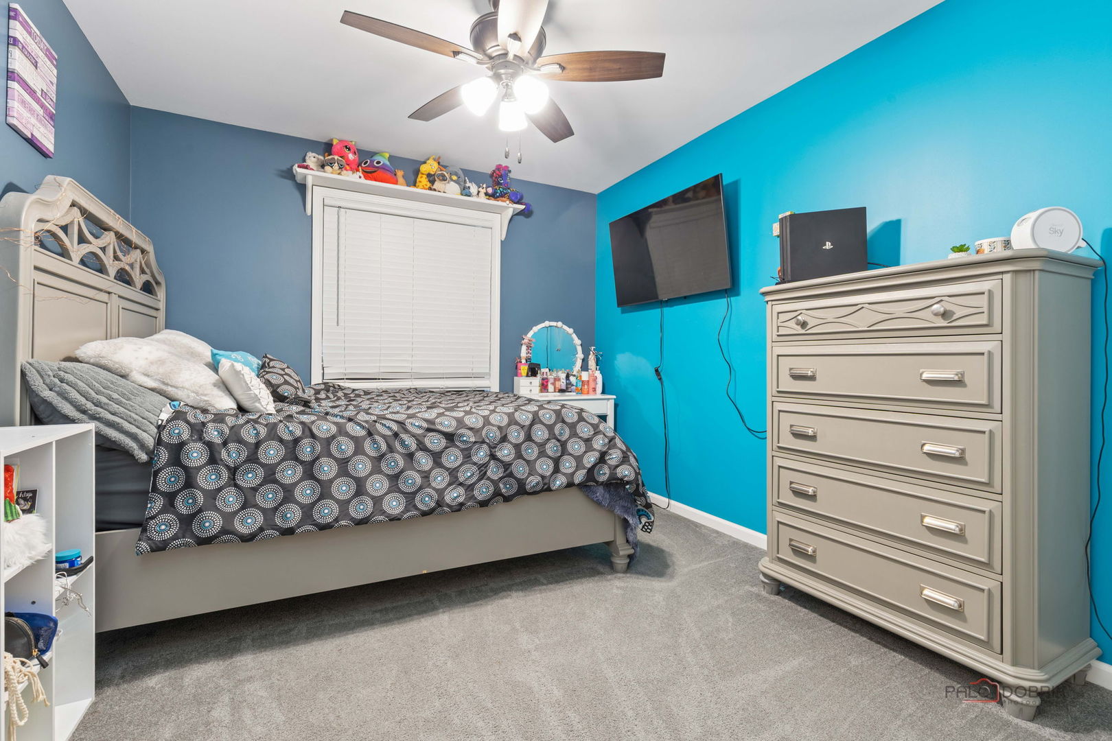 943 Chesapeake Boulevard, Grayslake, IL 60030