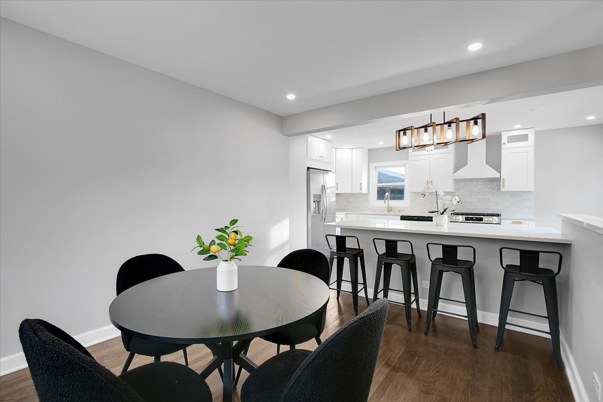 11524 S Kildare Avenue, Alsip, IL 60803