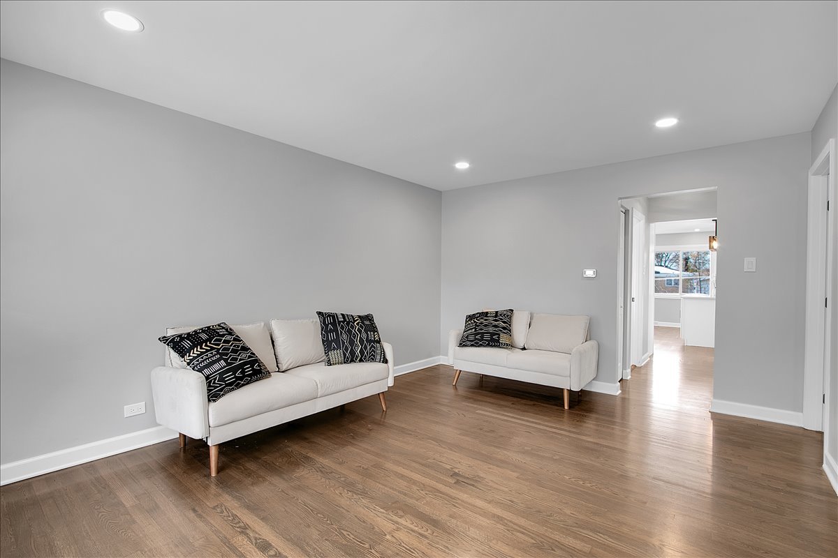 11524 S Kildare Avenue, Alsip, IL 60803