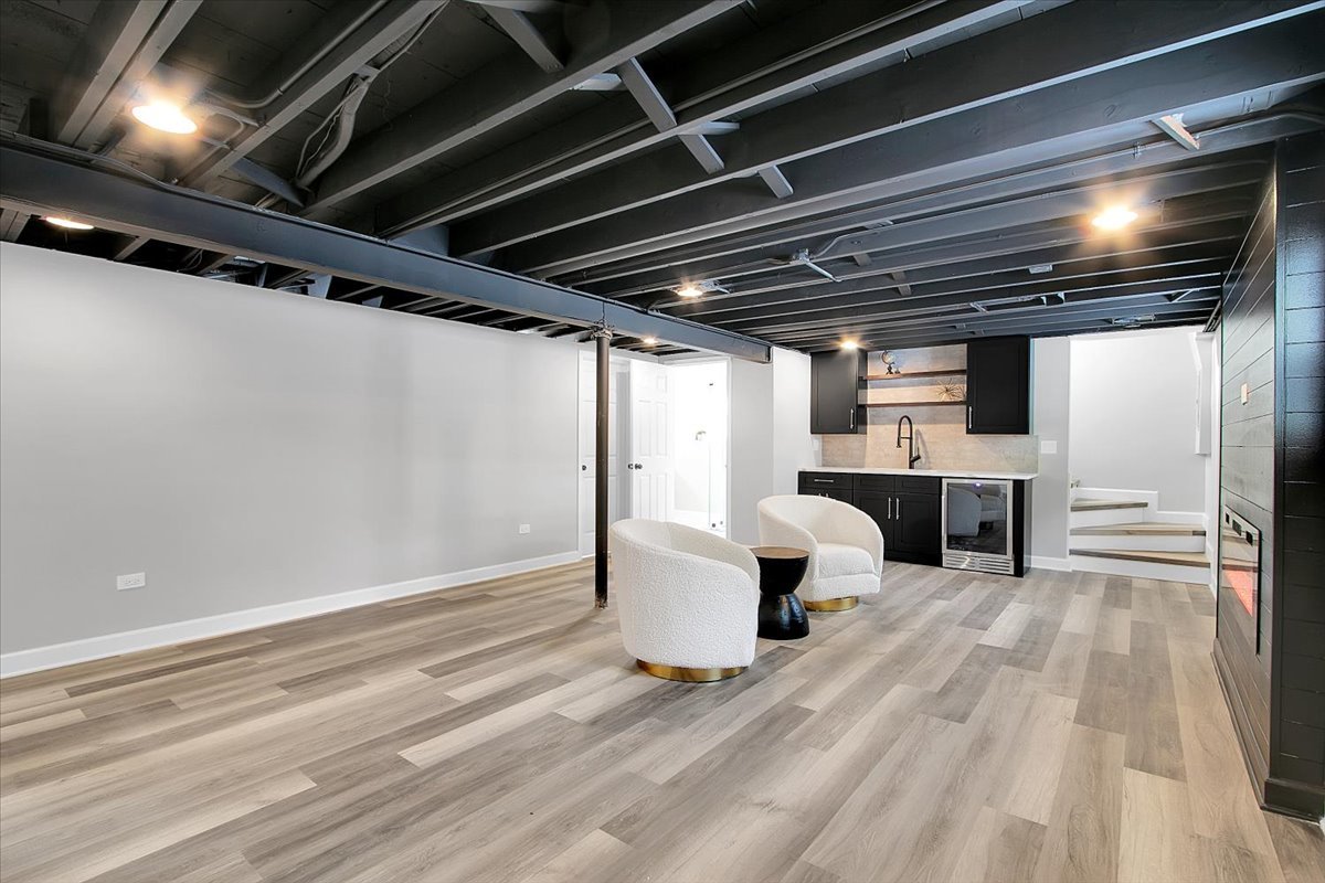 11524 S Kildare Avenue, Alsip, IL 60803