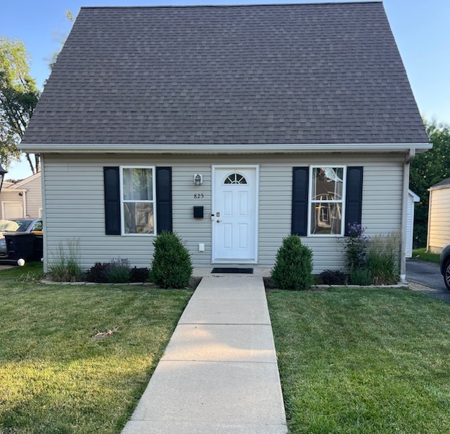 825 Albert Avenue, Sycamore, IL 60178