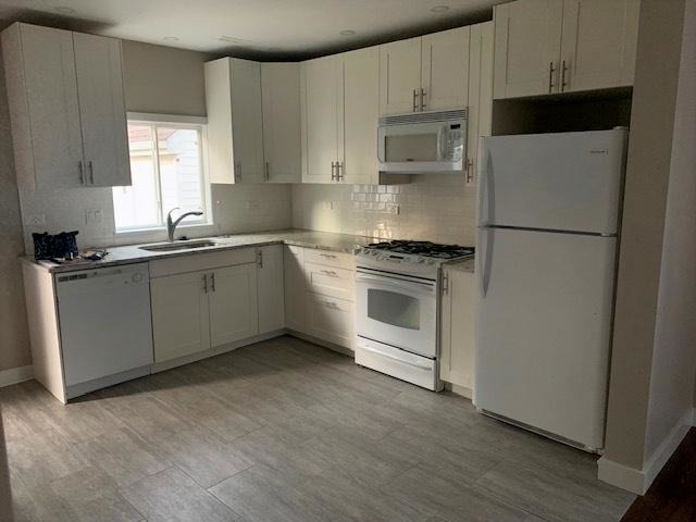 825 Albert Avenue, Sycamore, IL 60178